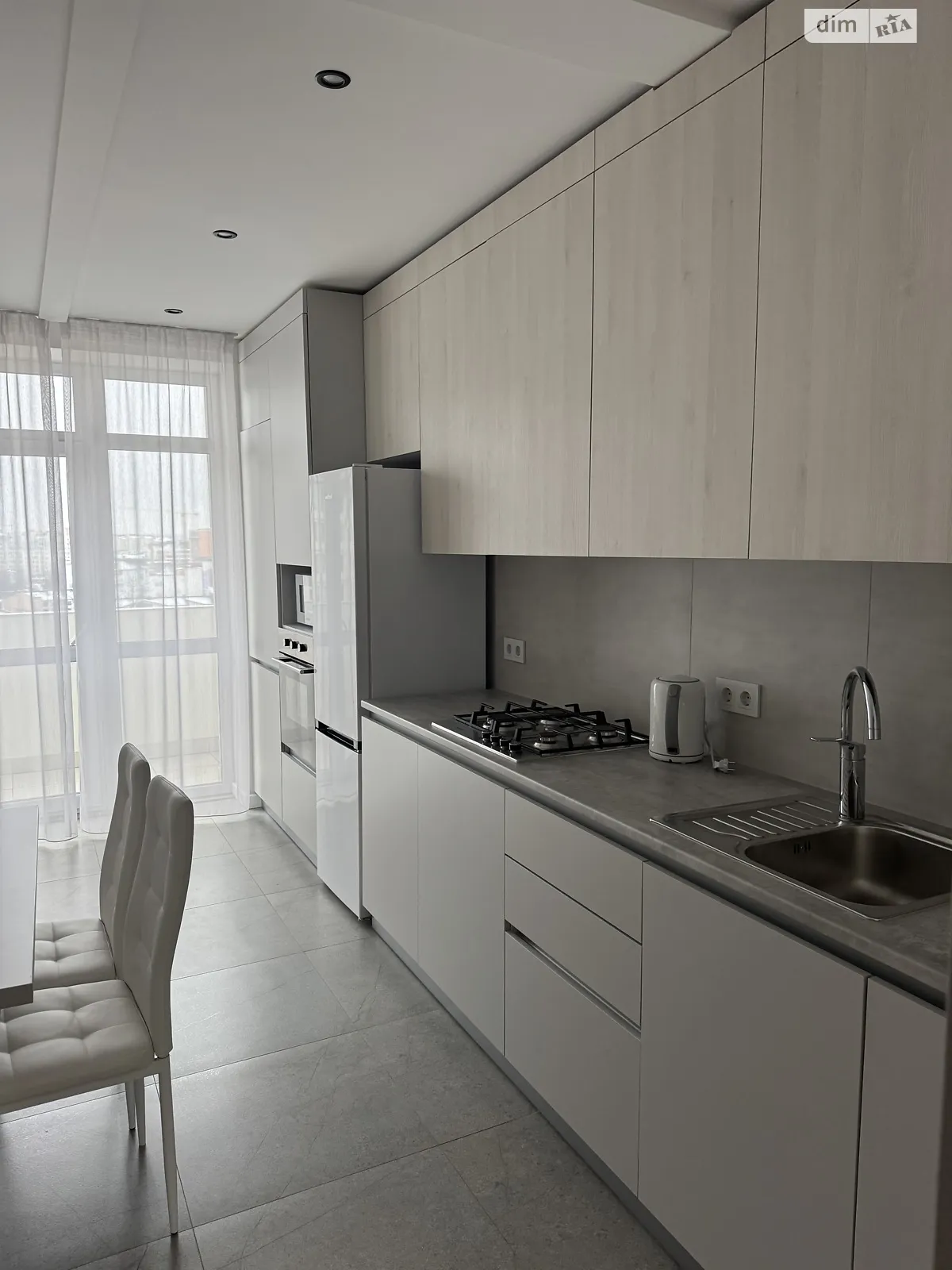 Сдается в аренду 2-комнатная квартира 72 кв. м в Ивано-Франковске, цена: 550 $ - фото 1