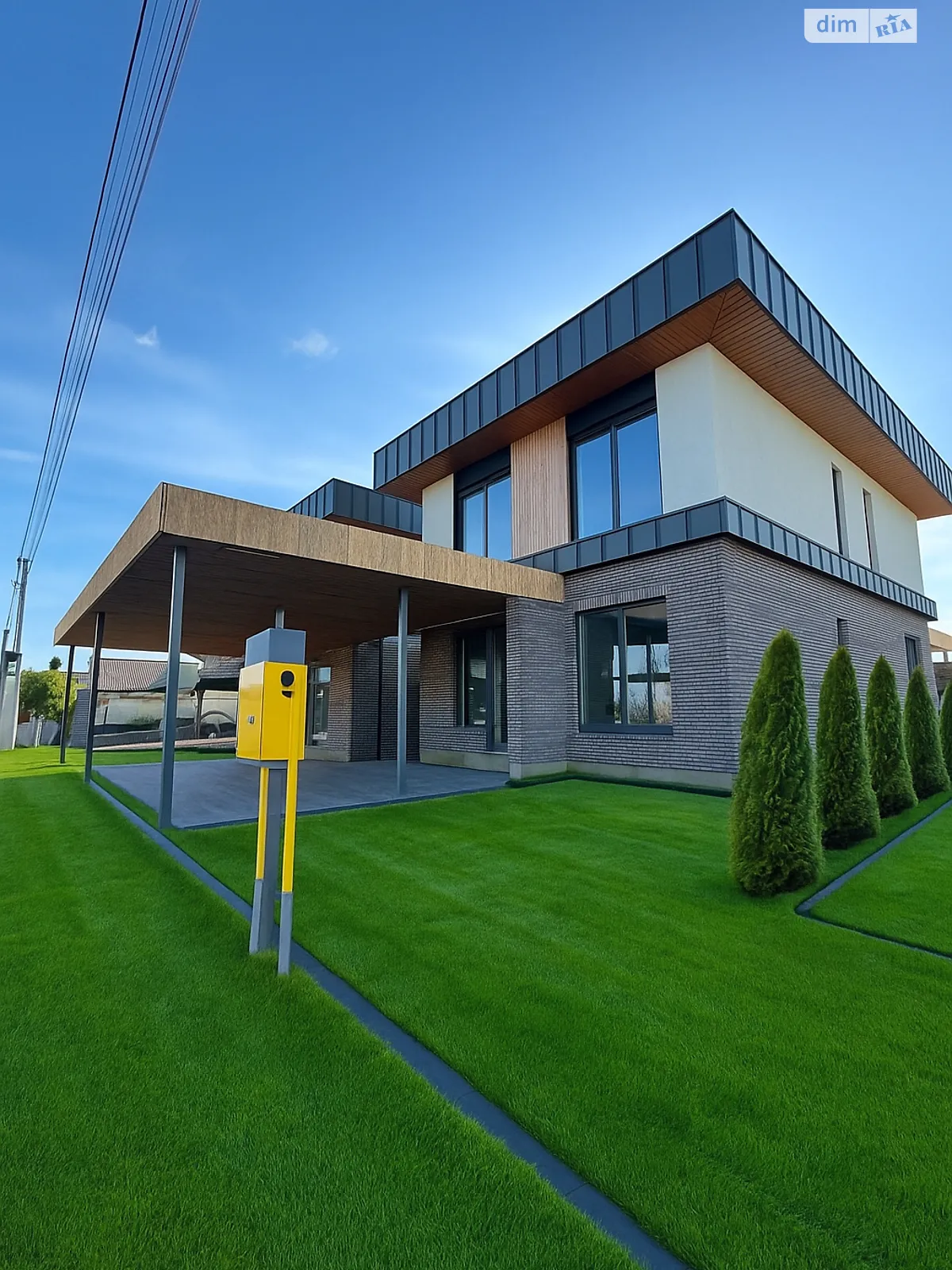 Продается дом на 2 этажа 150 кв. м с террасой, цена: 165000 $ - фото 1