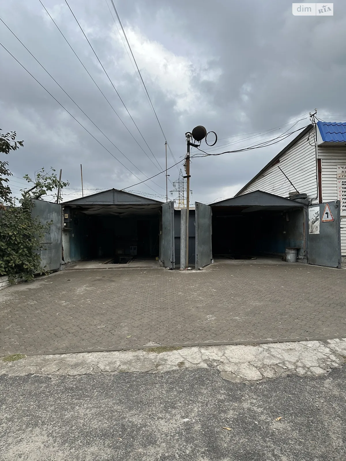 Сдается в аренду отдельно стоящий гараж под легковое авто на 14.8 кв. м, цена: 9000 грн - фото 1