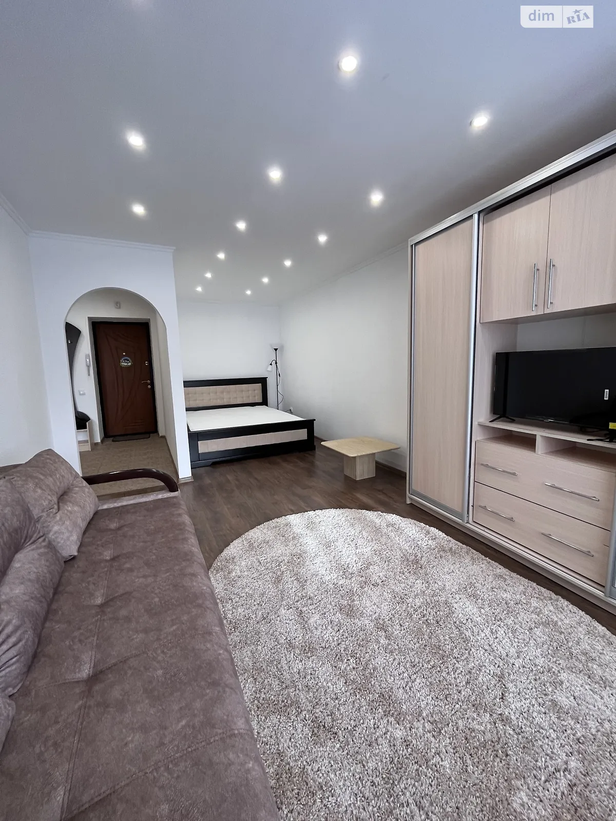 1-комнатная квартира 46 кв. м в Тернополе, ул. Довженко Александра - фото 1
