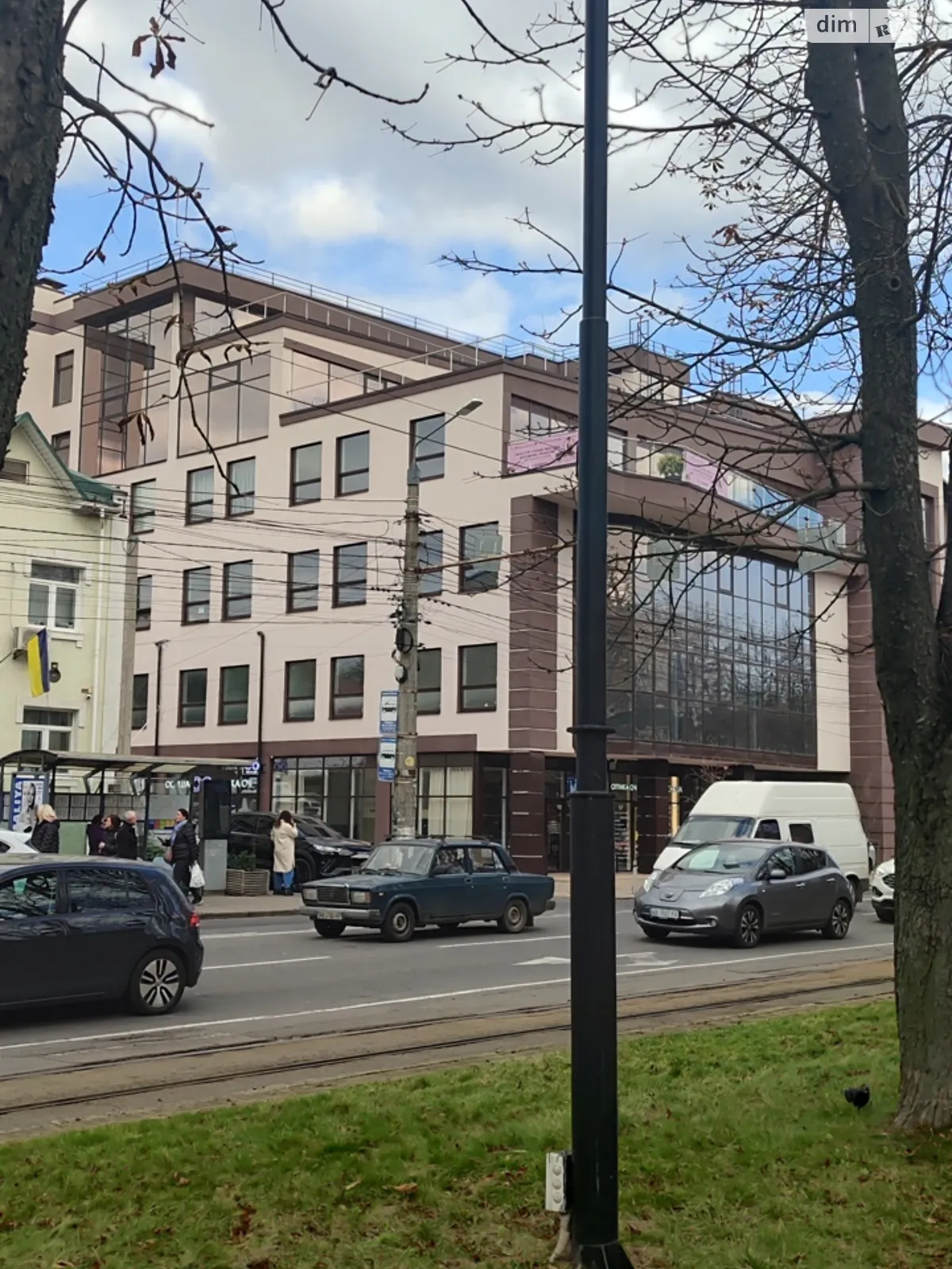 Сдается в аренду офис 240 кв. м в бизнес-центре, цена: 110000 грн - фото 1