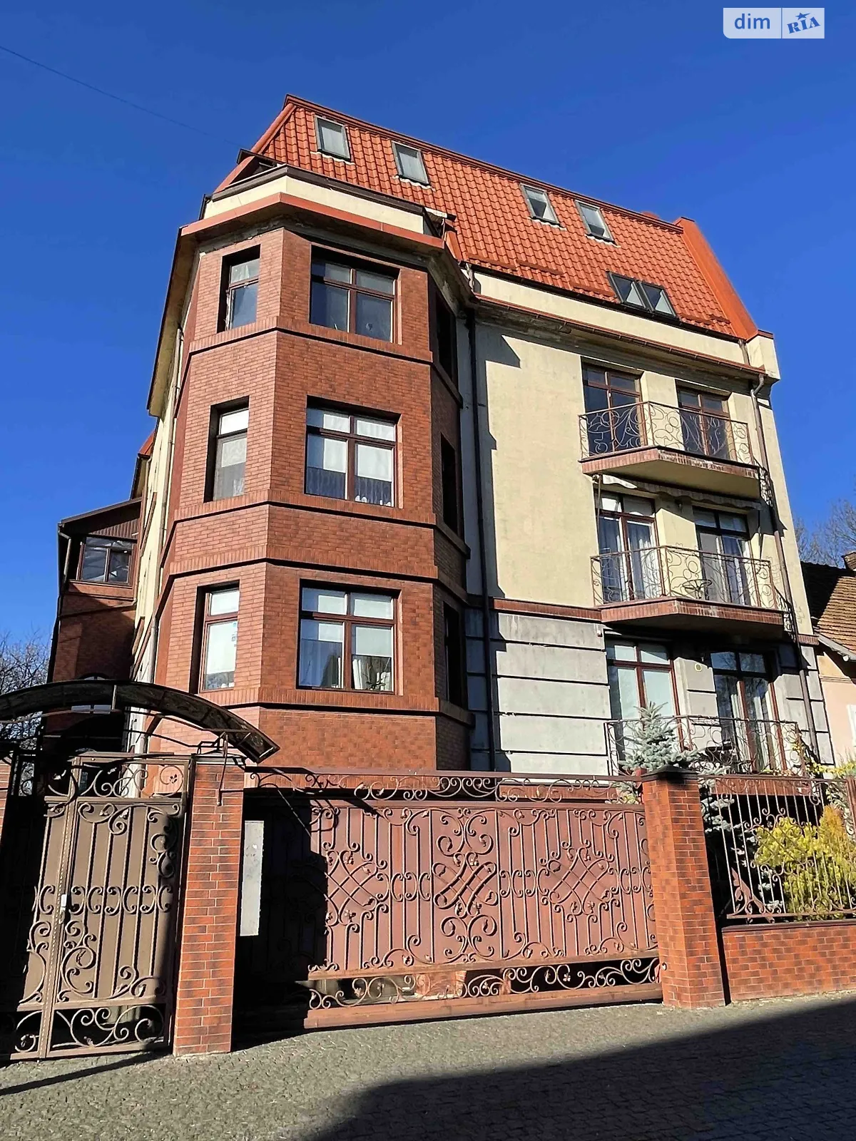 Продается 3-комнатная квартира 129 кв. м в Львове, цена: 315000 $ - фото 1