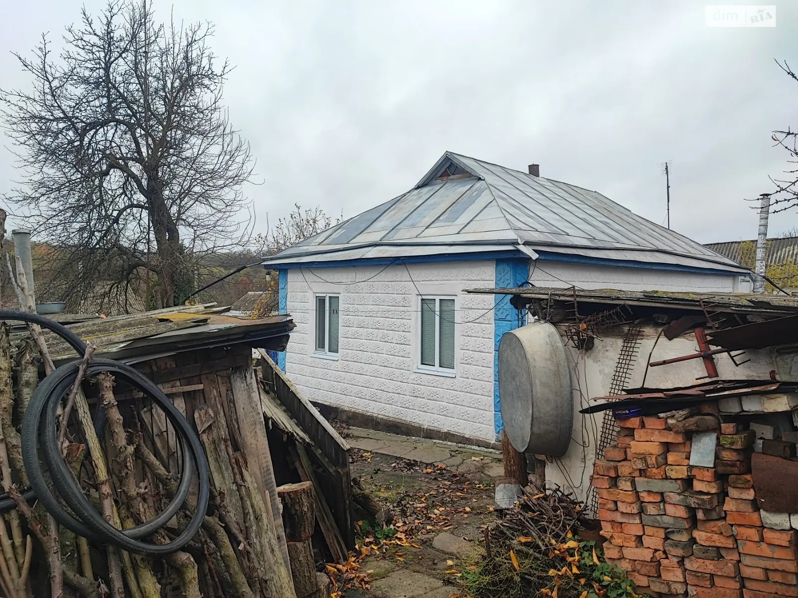 Продается одноэтажный дом 57 кв. м с камином, цена: 15000 $ - фото 1