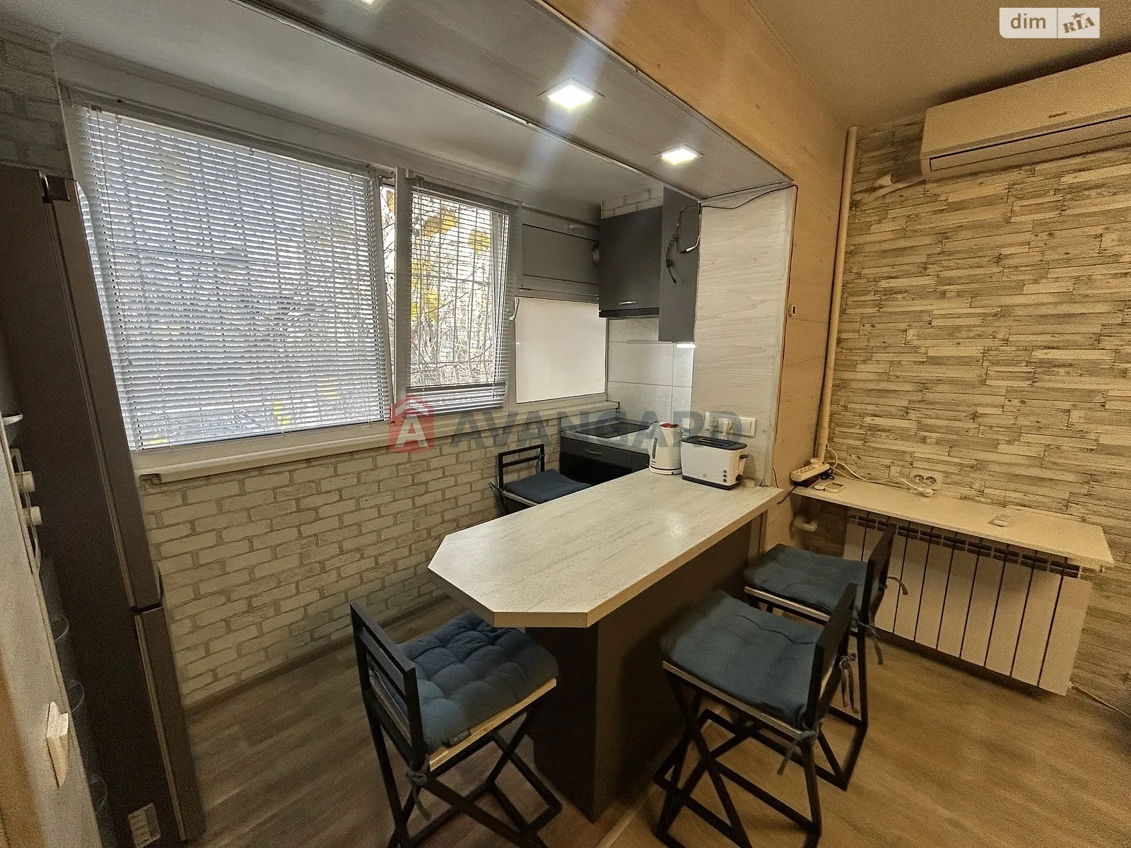 Продается 2-комнатная квартира 43.6 кв. м в Днепре, мас. Тополь-2, 43 - фото 1