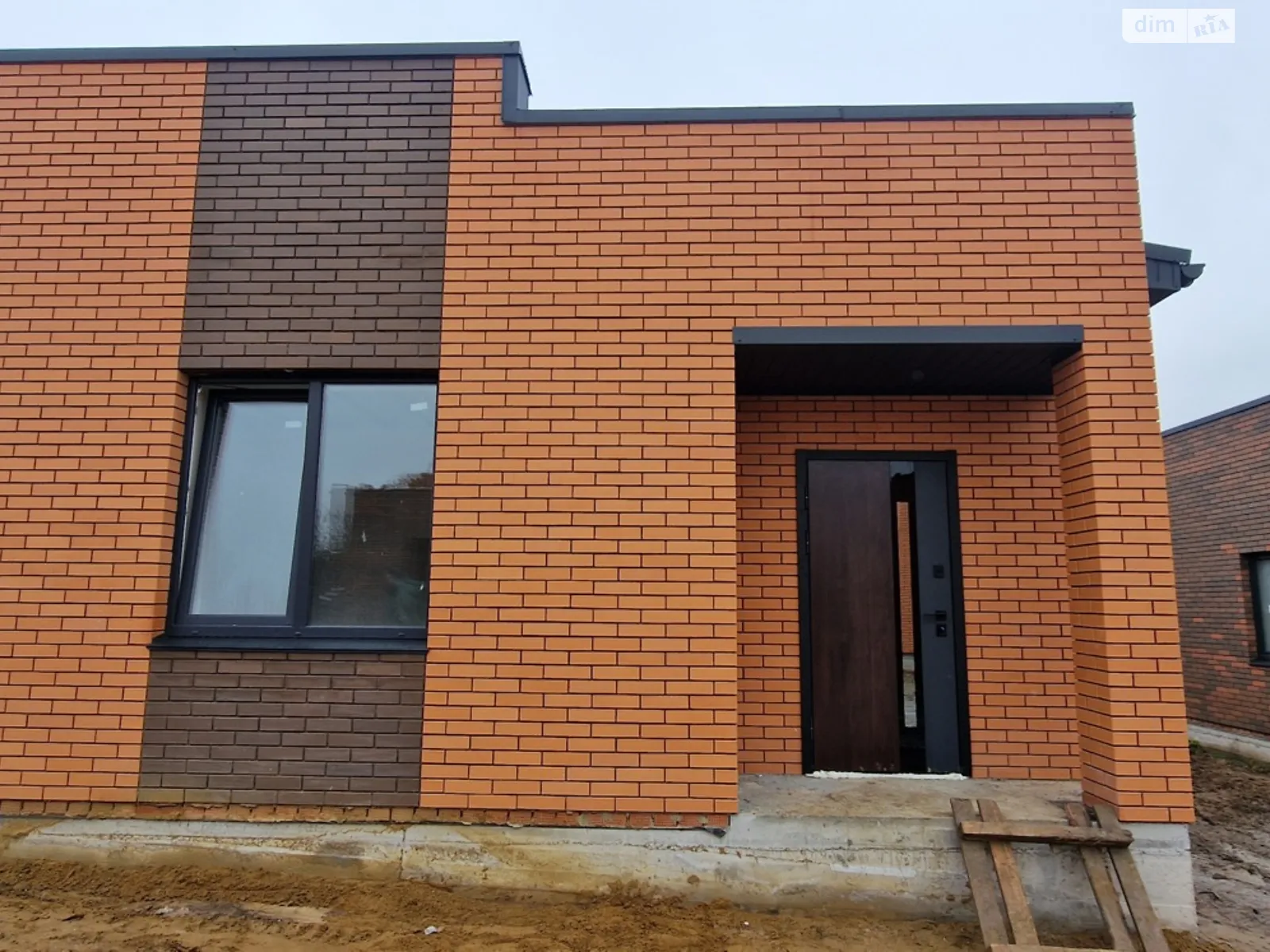 Продается одноэтажный дом 85 кв. м с подвалом, цена: 84000 $ - фото 1