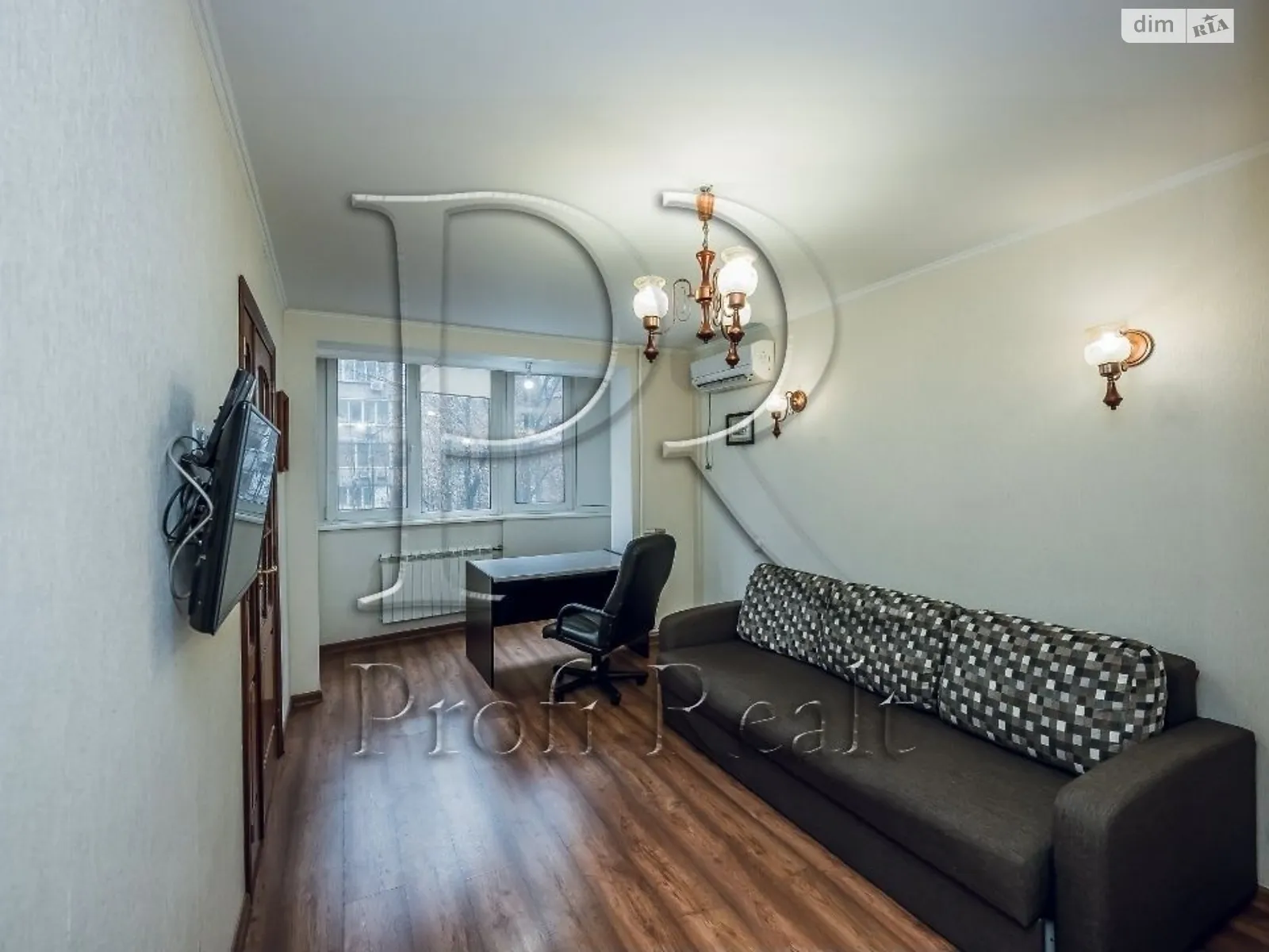 Продается 2-комнатная квартира 68 кв. м в Киеве, ул. Григория Кочура(Александра Пироговского), 6 - фото 1