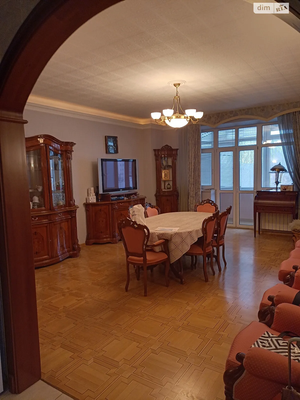 Продается 3-комнатная квартира 135 кв. м в Киеве, ул. Святослава Храброго, 7 - фото 1