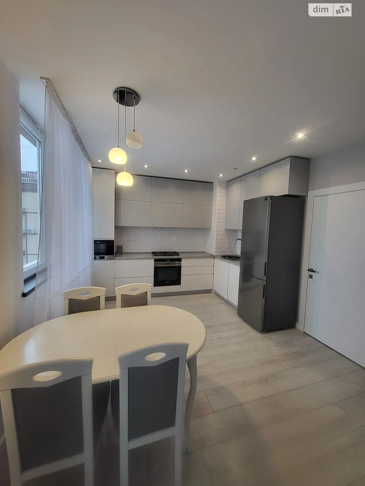 Сдается в аренду 1-комнатная квартира 60 кв. м в Львове, ул. Шевченко Тараса, 80Б - фото 1