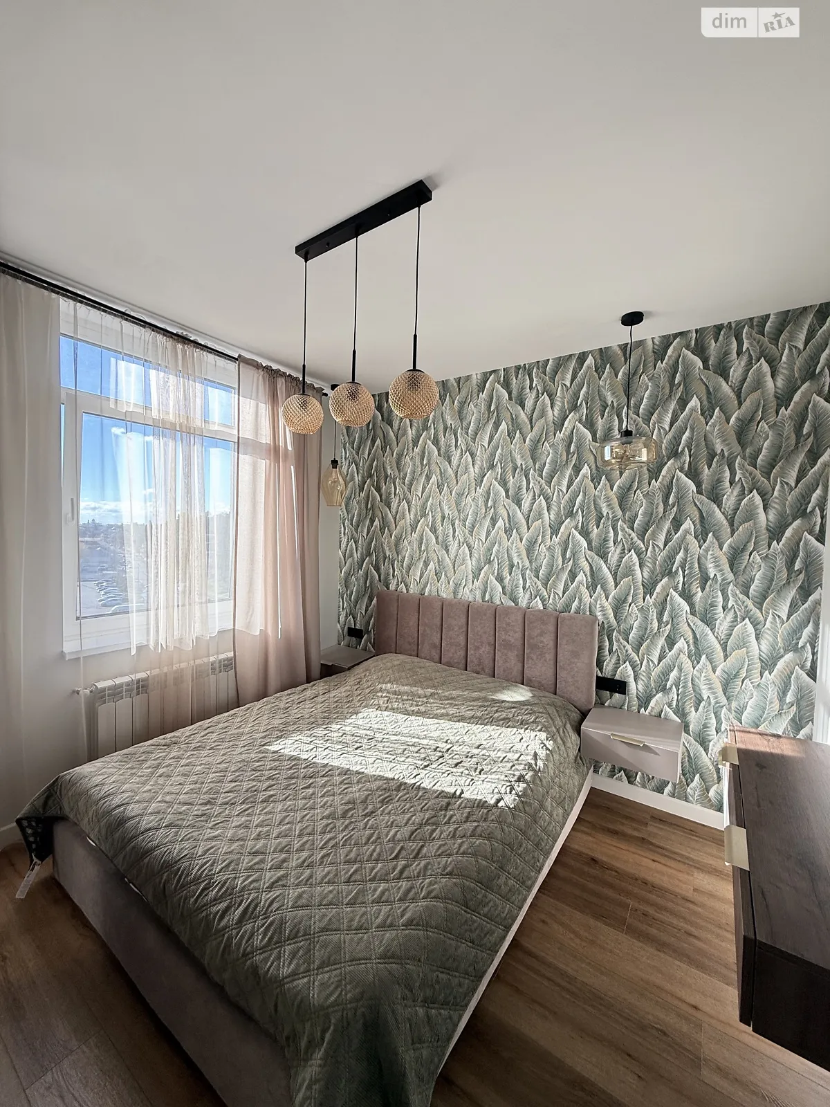 Продается 1-комнатная квартира 37.4 кв. м в Ужгороде, пл. Андрея Бачинского - фото 1