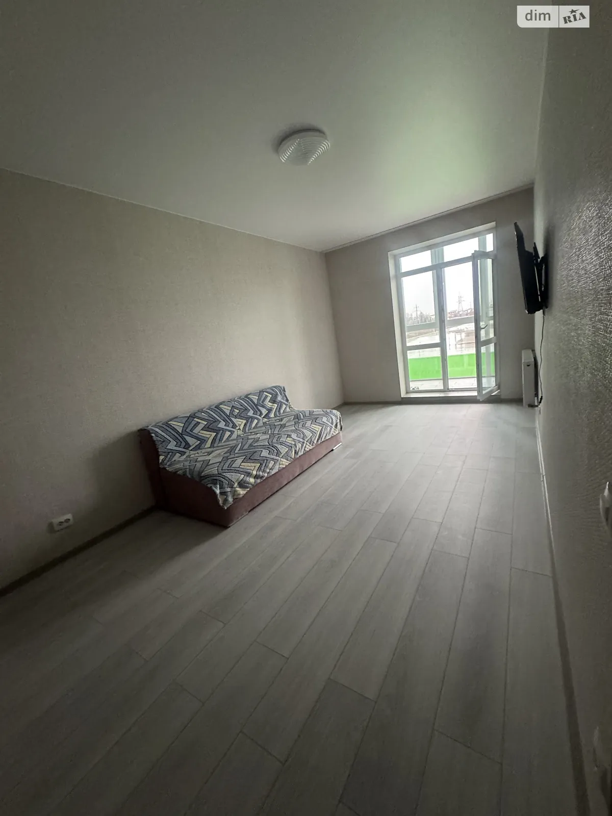 Сдается в аренду 1-комнатная квартира 45 кв. м в Зарванцах, цена: 16000 грн - фото 1