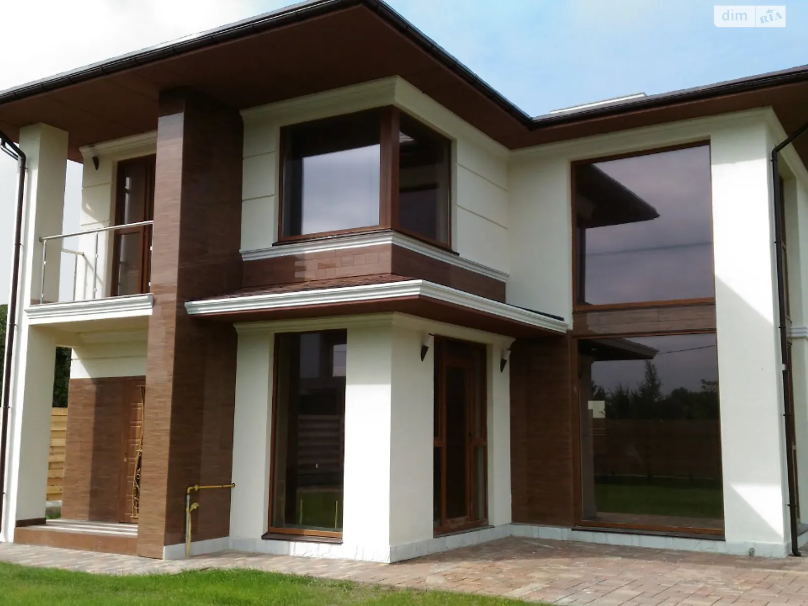 Продается дом на 2 этажа 185 кв. м с беседкой, цена: 260000 $ - фото 1