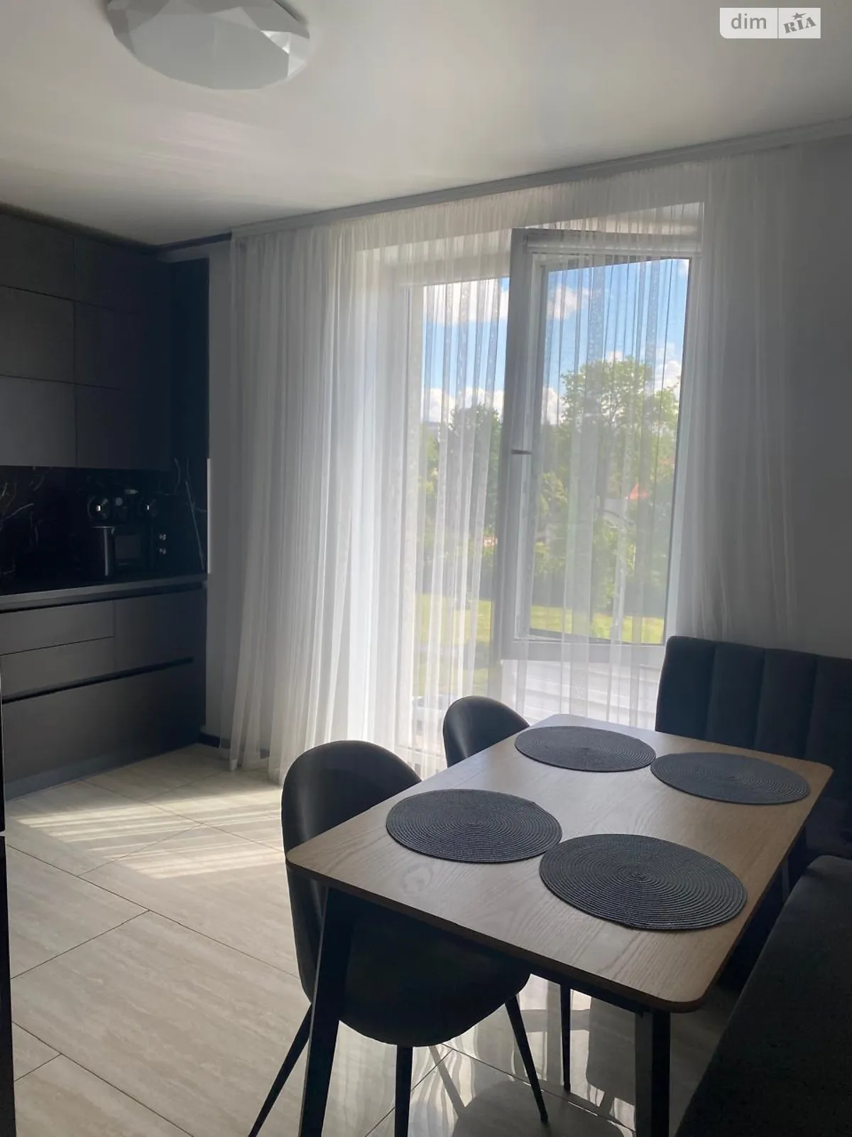 ул. Черновола Вячеслава Счастливое Ровно - фото 1