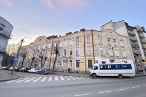 Продажа квартиры, Ивано-Франковск, р‑н. Вокзал, Железнодорожная улица, дом 47