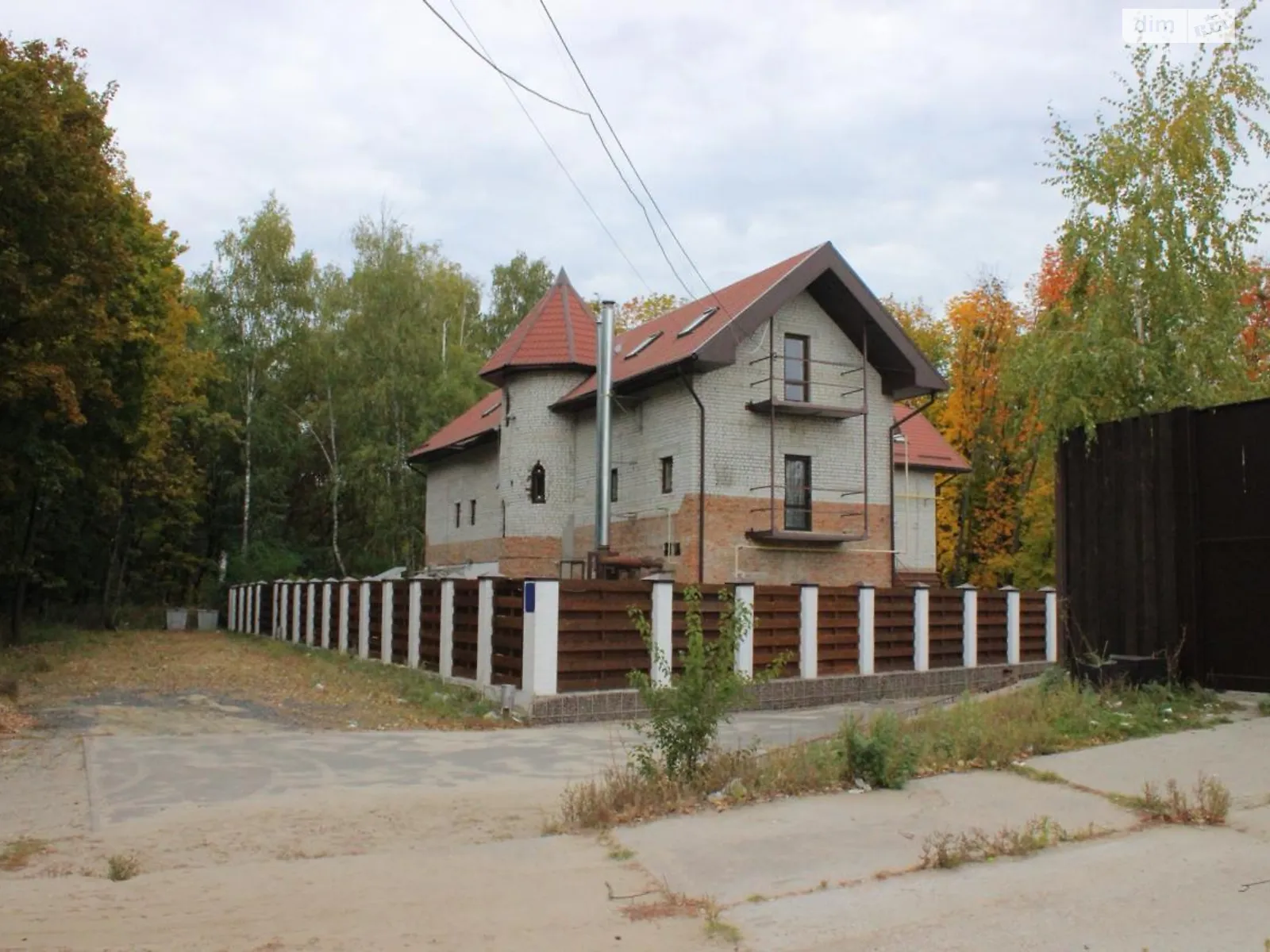 Продается помещения свободного назначения 641.3 кв. м в 3-этажном здании, цена: 175000 $ - фото 1