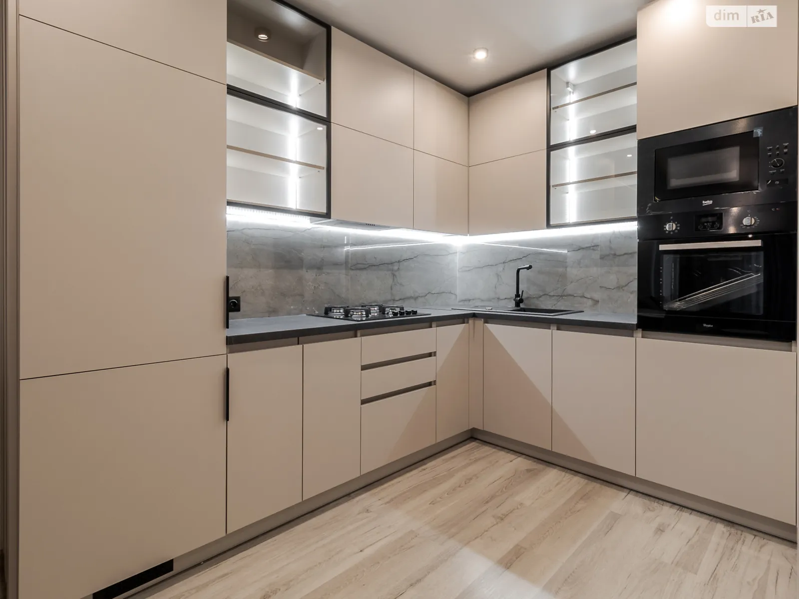 Продается 1-комнатная квартира 40 кв. м в Сокольниках, ул. Героев Майдана, 1 - фото 1