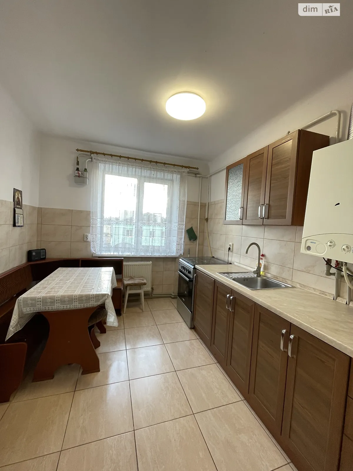 Продается 3-комнатная квартира 62.7 кв. м в Здолбунове, ул. Школьная, 29 - фото 1