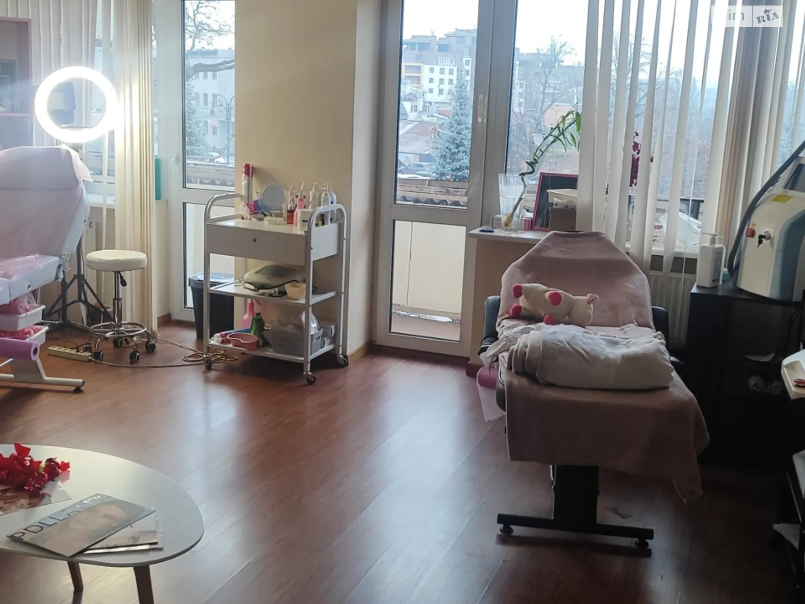 Здається в оренду офіс 15 кв. м в бізнес-центрі, цена: 13000 грн - фото 1