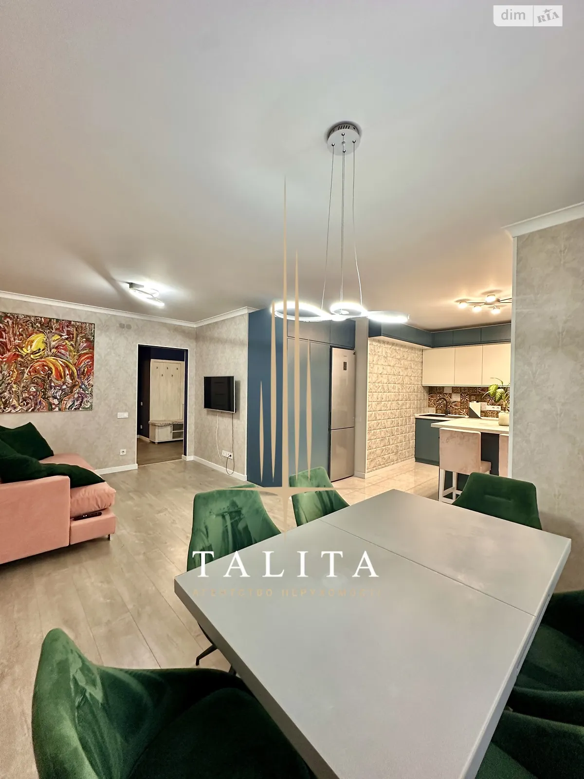 Сдается в аренду 1-комнатная квартира 62 кв. м в Львове, ул. Венгерская - фото 1