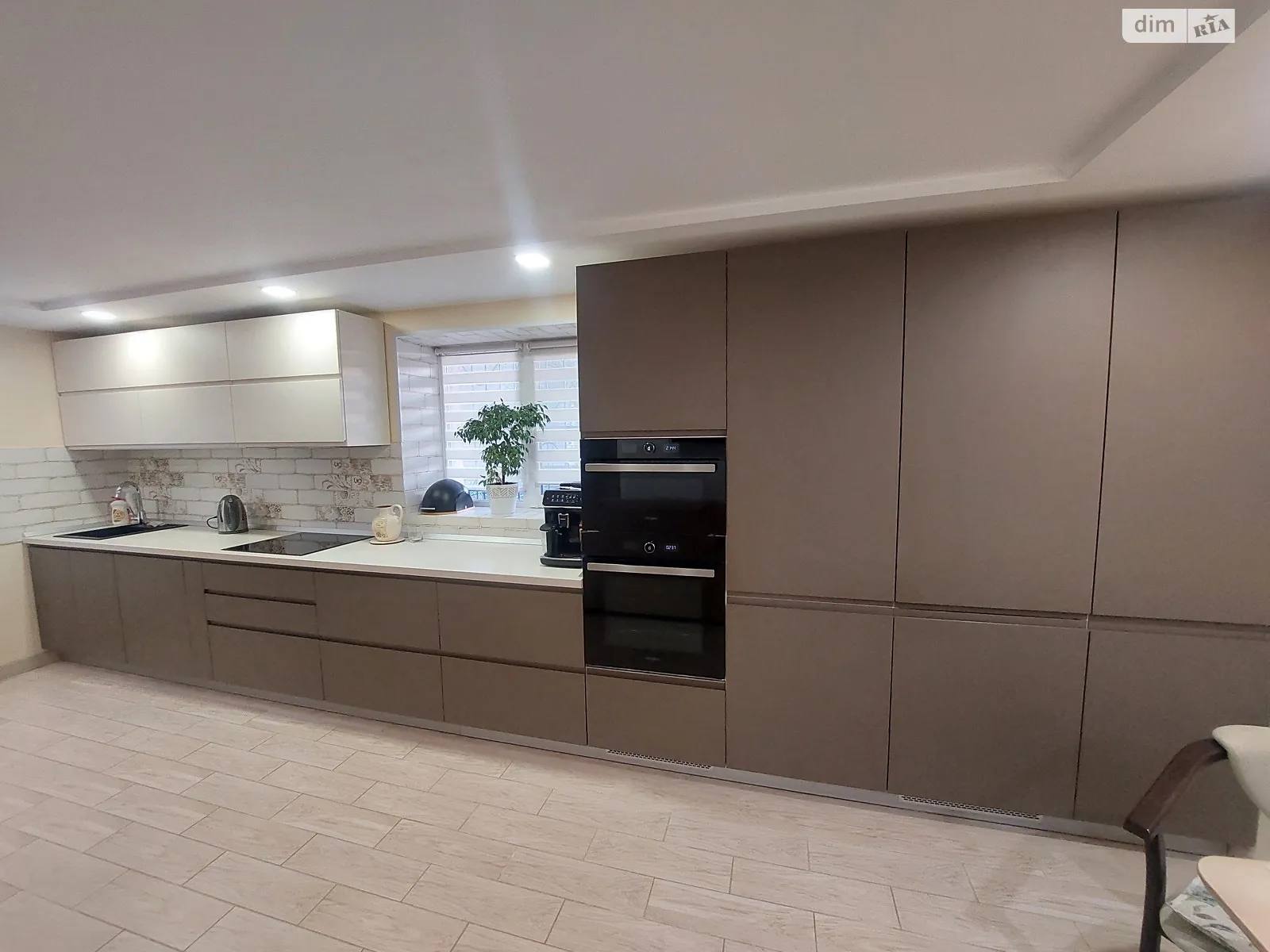 Продается дом на 2 этажа 150 кв. м с террасой, цена: 130000 $ - фото 1