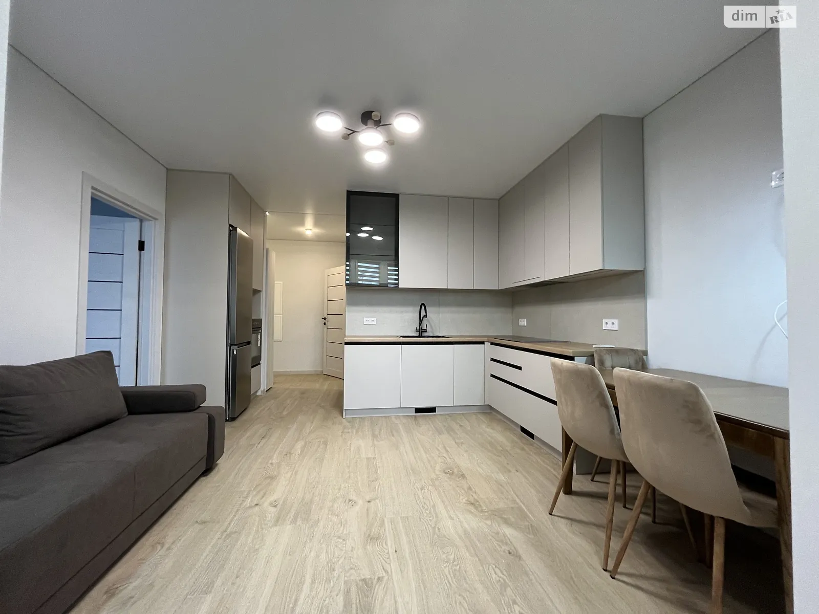 Сдается в аренду 1-комнатная квартира 53.46 кв. м в Виннице, ул. Александровская, 1 - фото 1