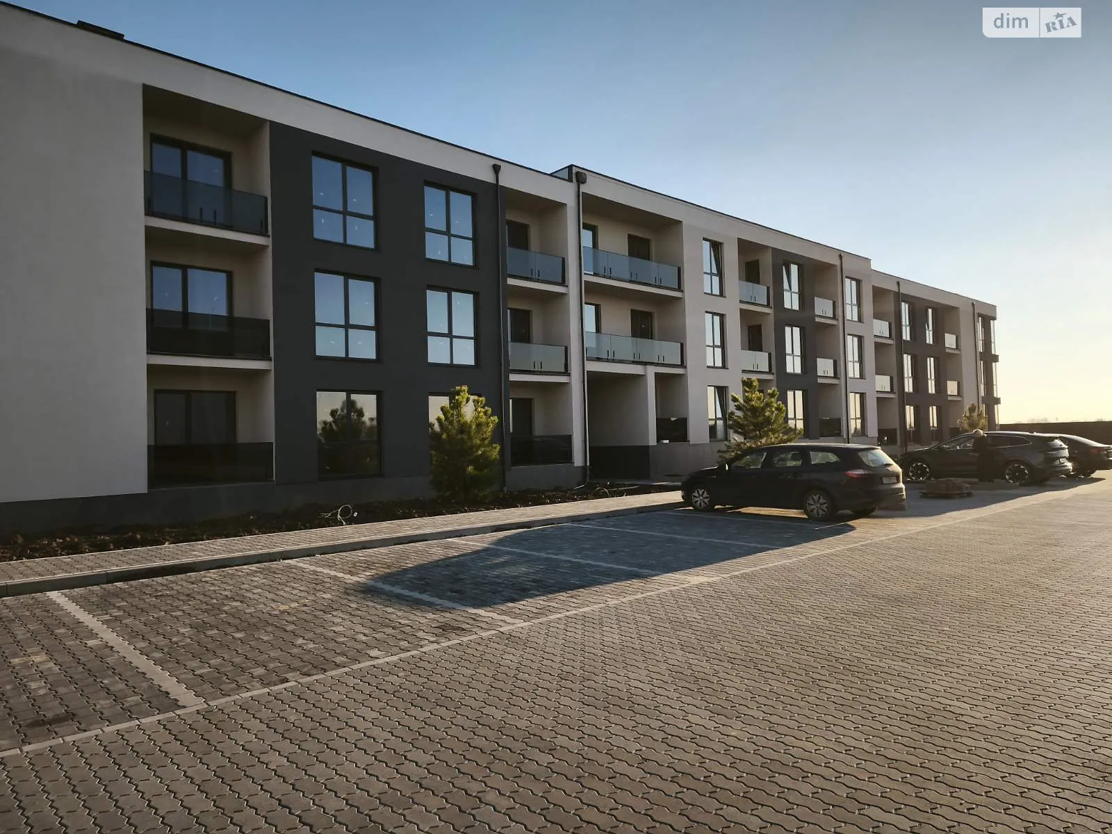 Продается 1-комнатная квартира 40 кв. м в Сторожнице, ул. Волошковая - фото 1