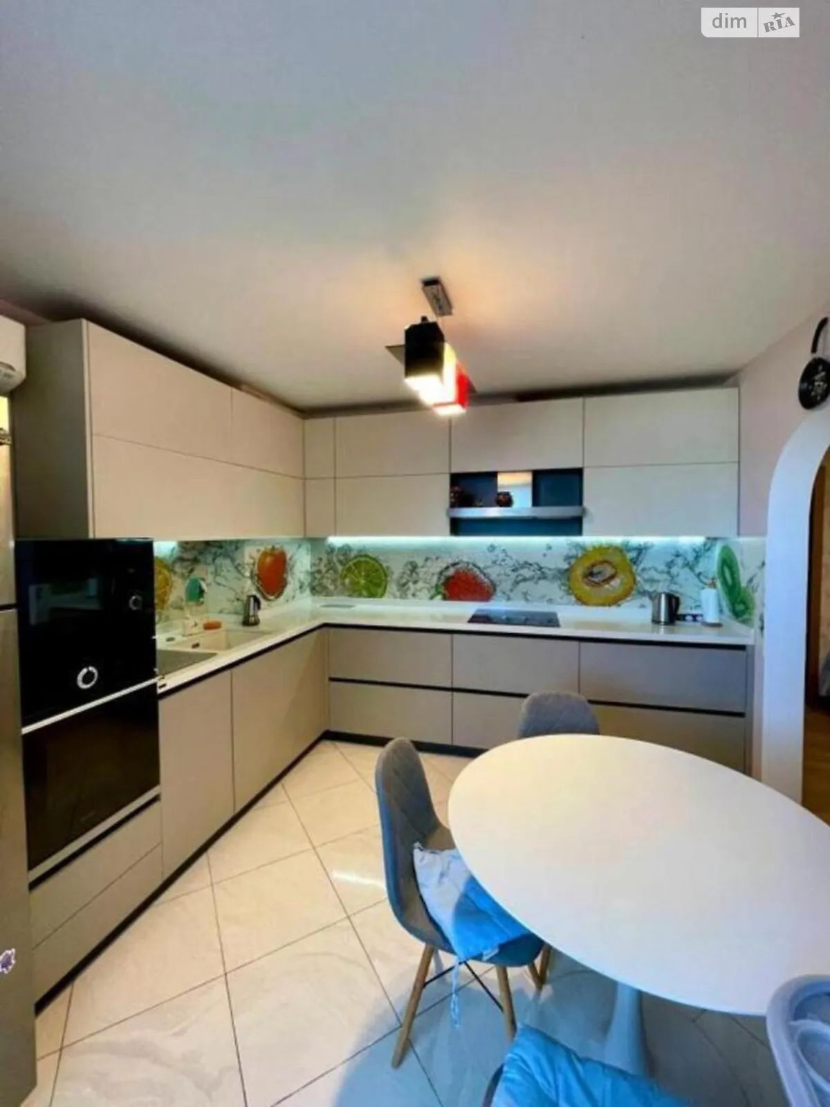 Продается 3-комнатная квартира 96 кв. м в Киеве, ул. Урловская, 38А - фото 1