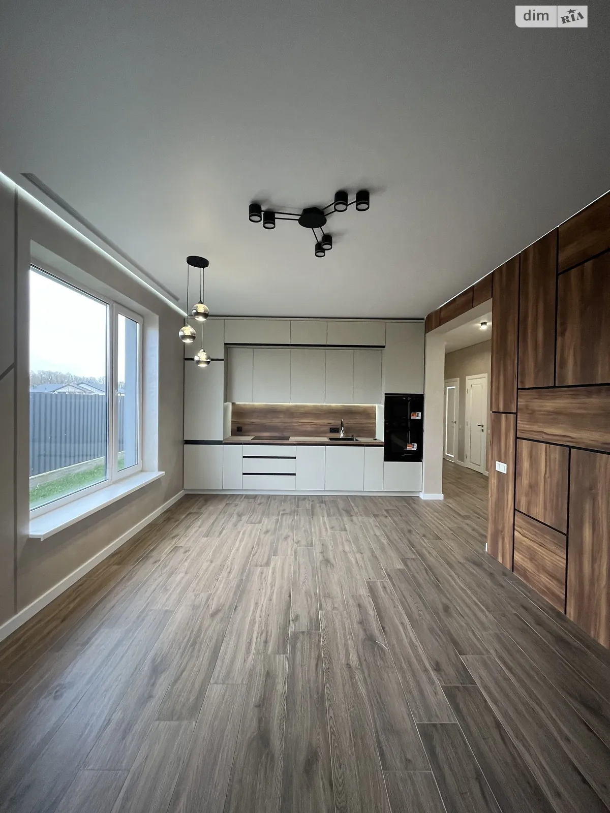 Продается одноэтажный дом 105 кв. м с участком, цена: 139000 $ - фото 1