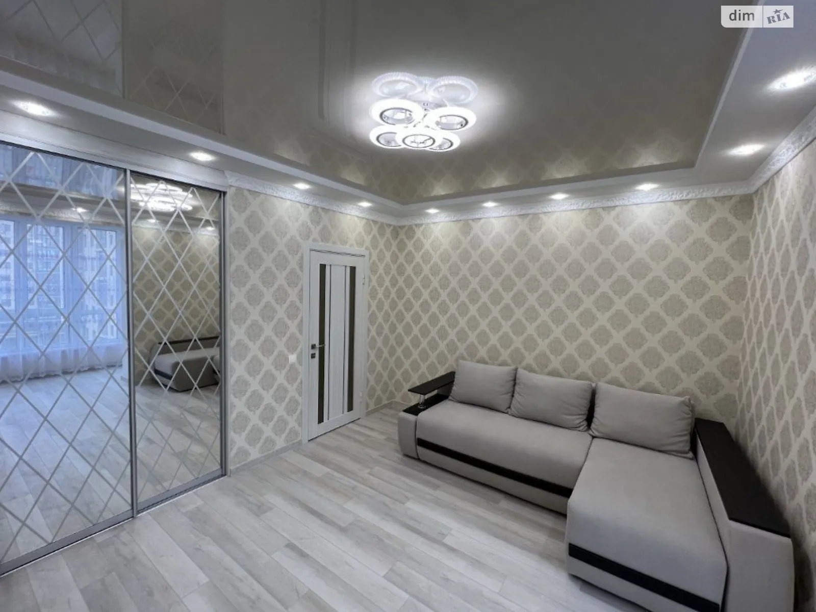 Сдается в аренду 2-комнатная квартира 70 кв. м в Виннице, ул. Антонова Олега - фото 1