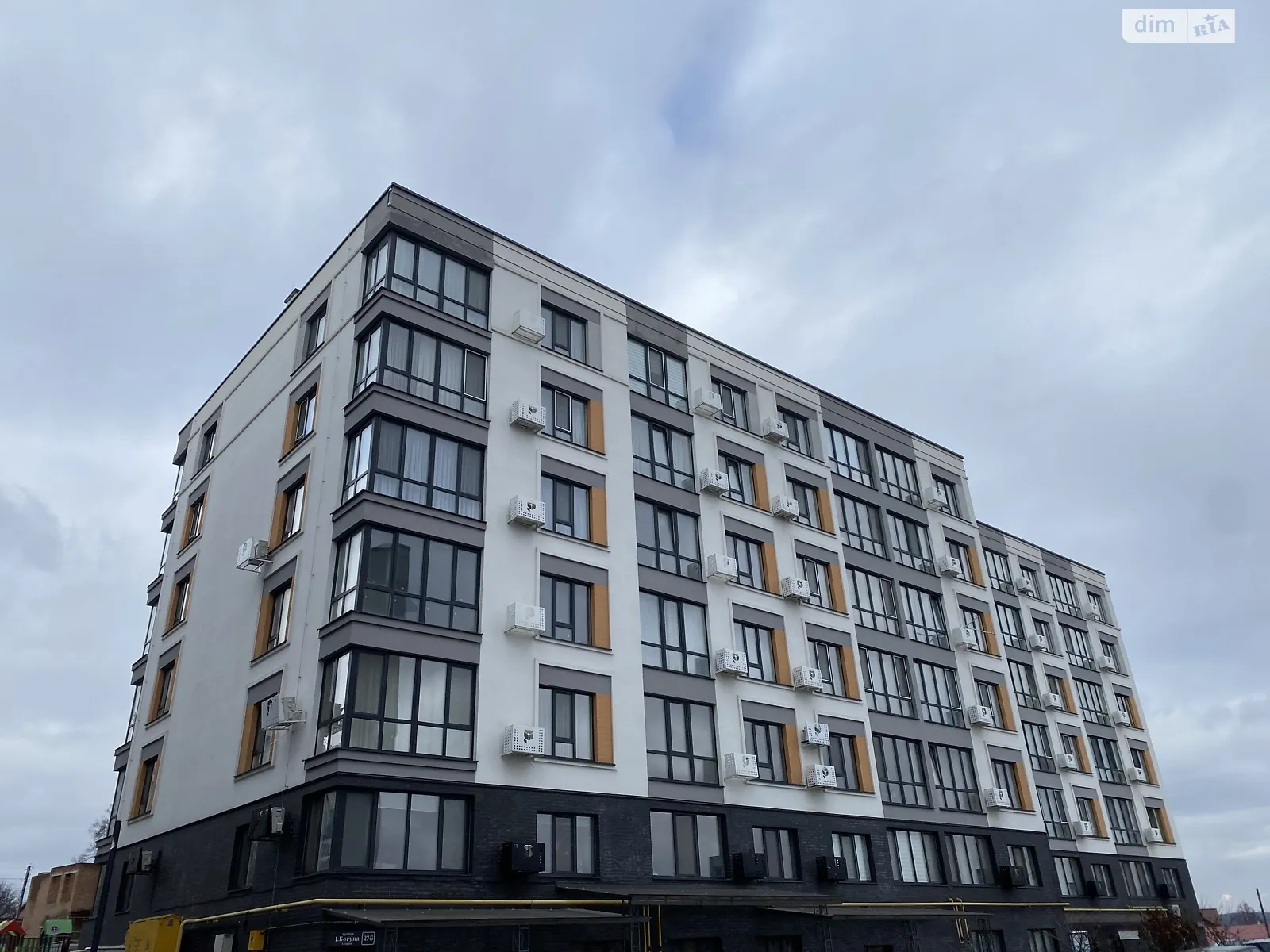 Продается 1-комнатная квартира 43 кв. м в Виннице, ул. Ивана Богуна, 27В - фото 1