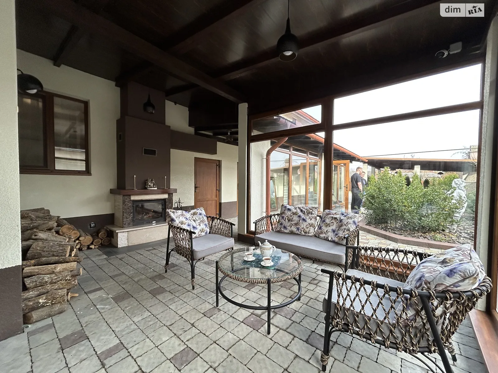 Продается одноэтажный дом 230 кв. м с беседкой, цена: 280000 $ - фото 1