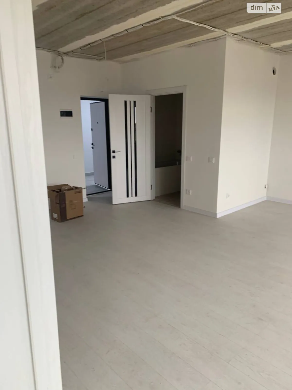 Продается 1-комнатная квартира 63 кв. м в Иличанкае, ул. Таврийская - фото 1