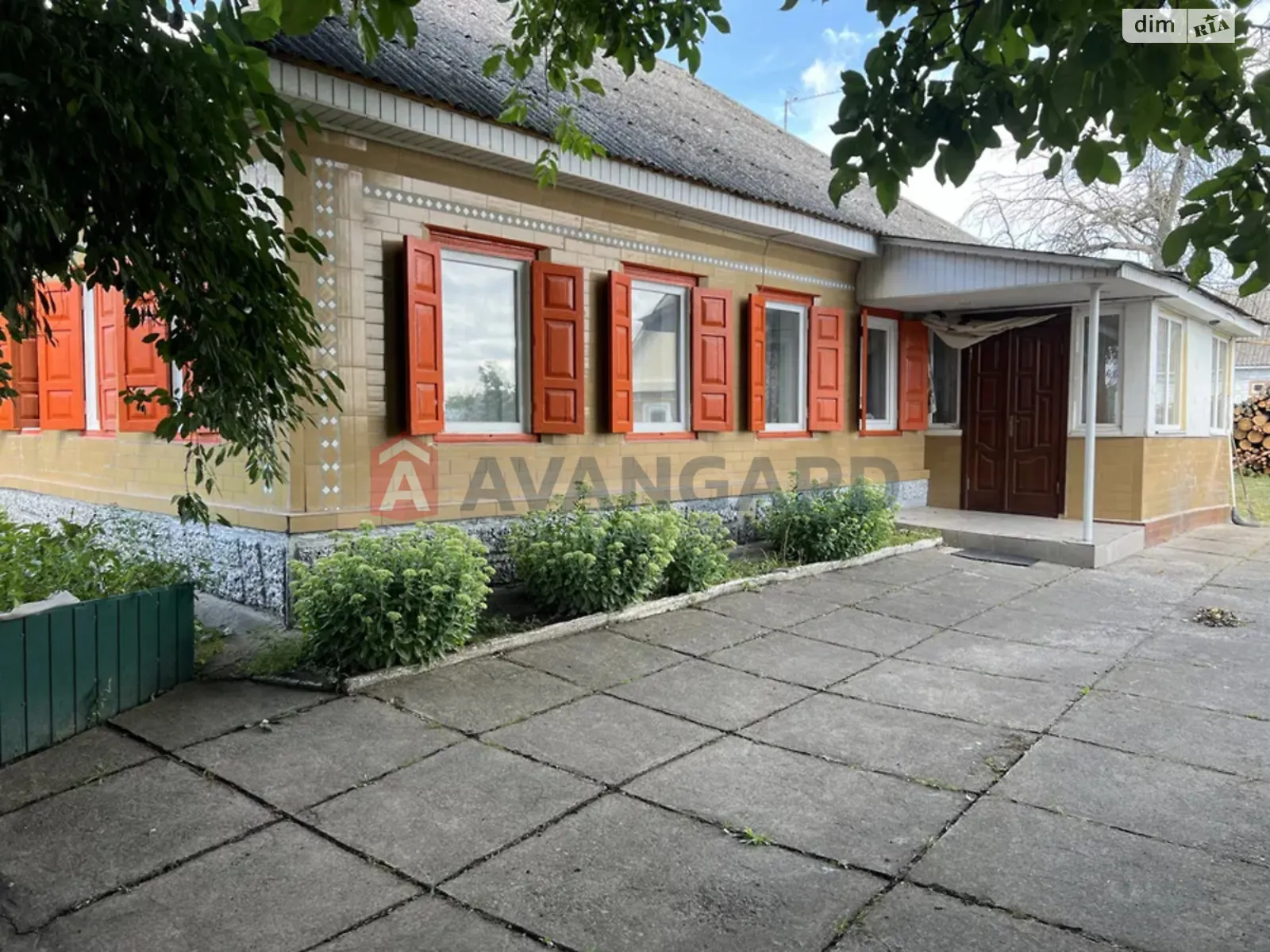 Продается одноэтажный дом 80 кв. м с бассейном, цена: 24000 $ - фото 1