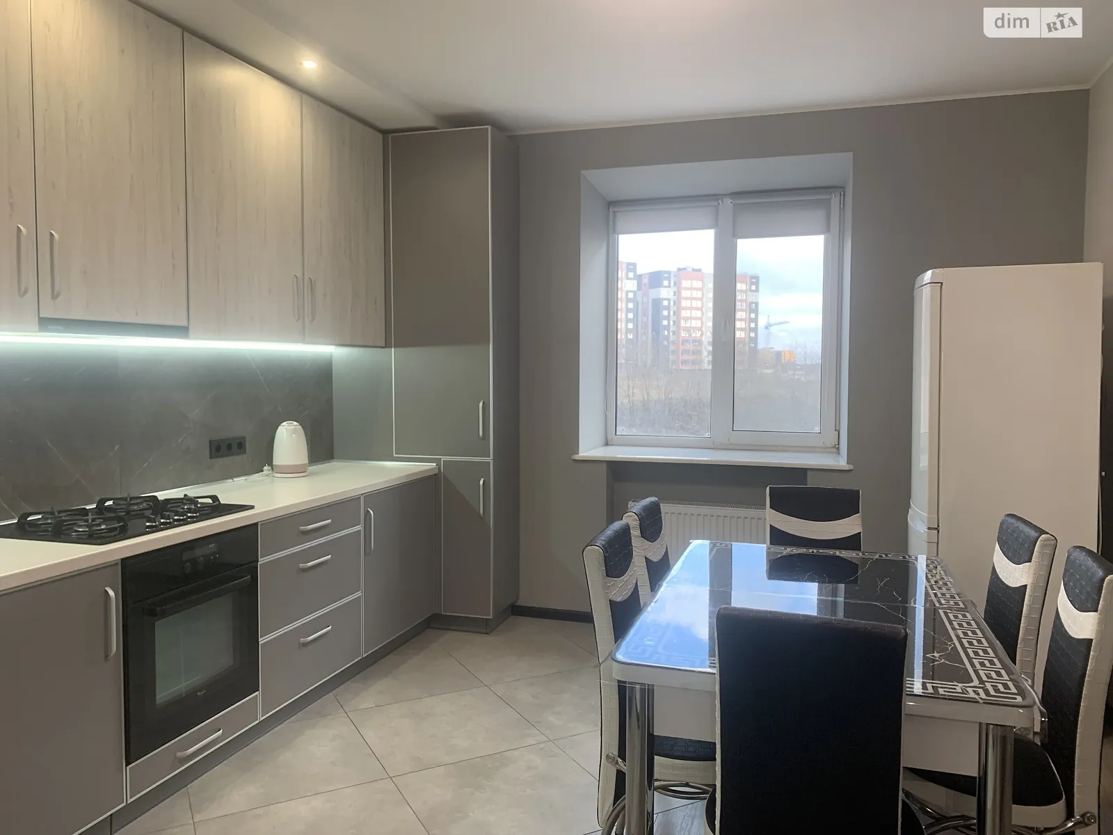 Сдается в аренду 1-комнатная квартира 60 кв. м в Хмельницком, ул. Панаса Мирного, 14/1 - фото 1