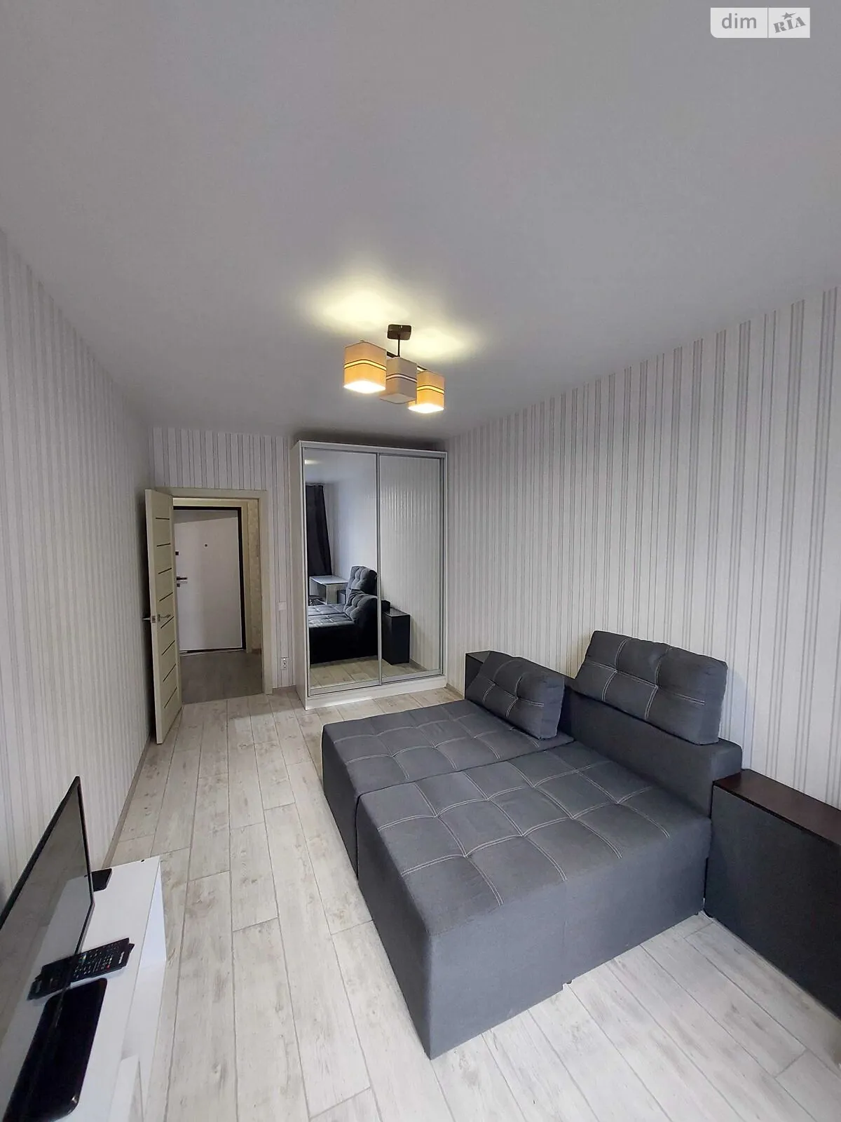 Сдается в аренду 1-комнатная квартира 37 кв. м в Львове, ул. Малоголоскивская, 30 - фото 1
