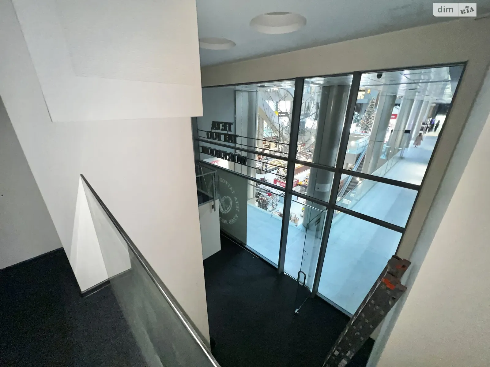 Сдается в аренду офис 127 кв. м в бизнес-центре, цена: 15000 грн - фото 1