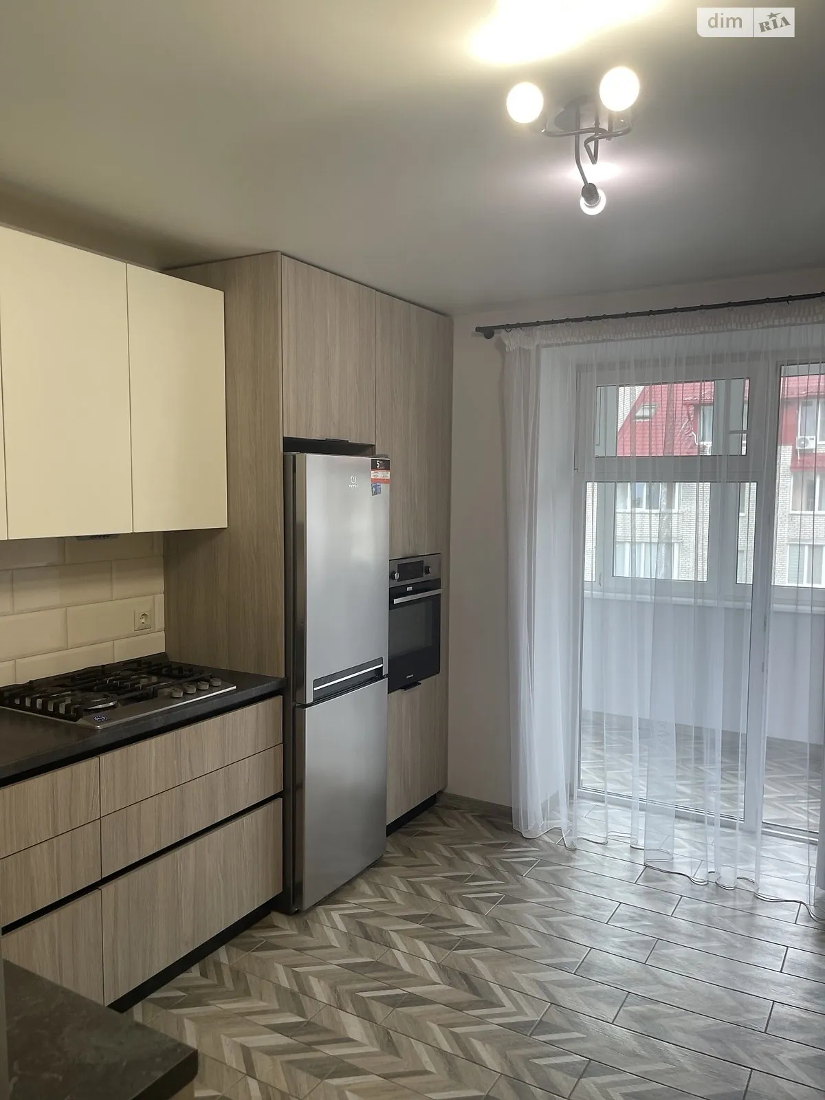 3-комнатная квартира 95 кв. м в Тернополе, ул. Репина, 34 - фото 1