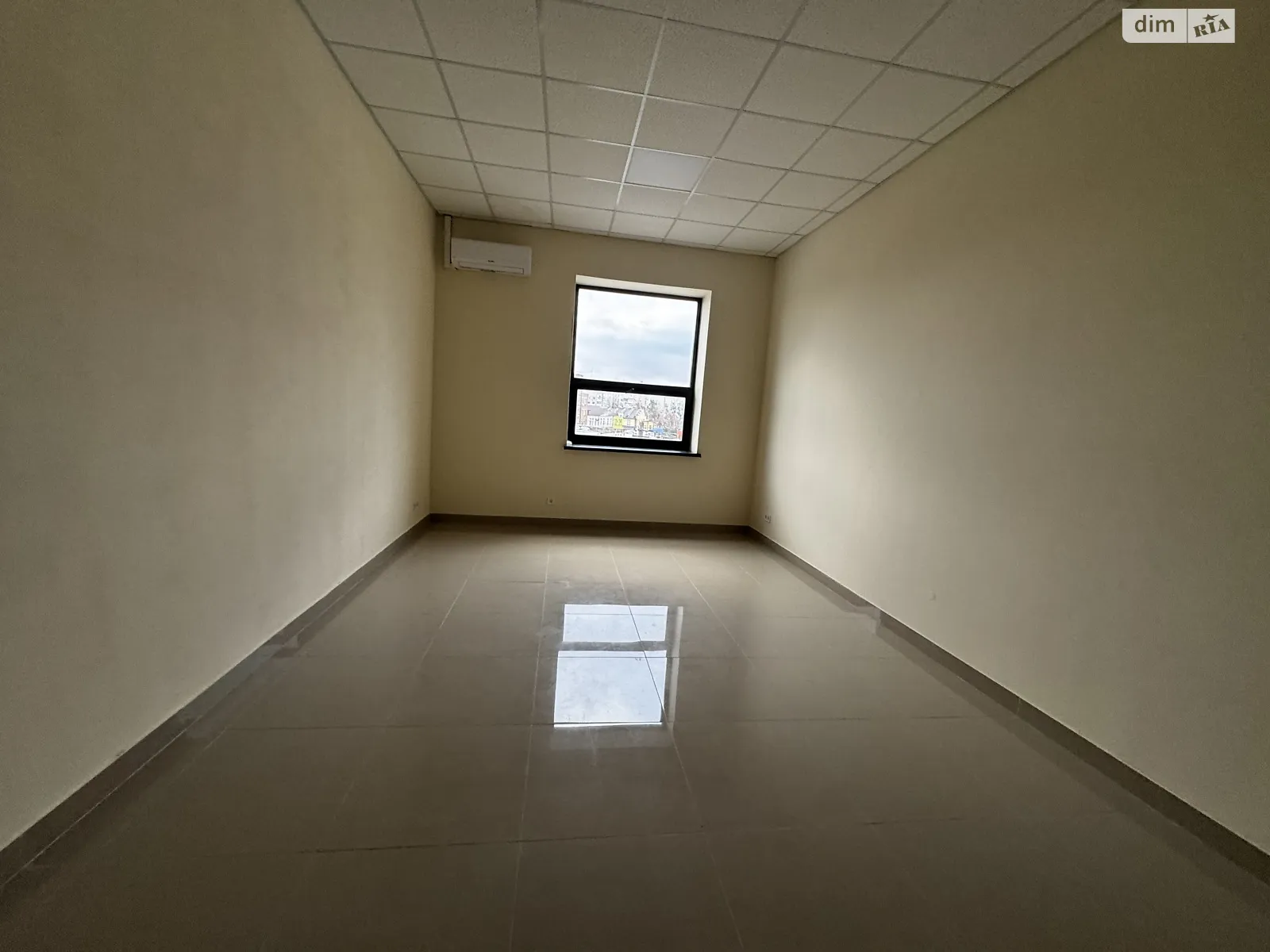 Здається в оренду офіс 30 кв. м в бізнес-центрі, цена: 15000 грн - фото 1