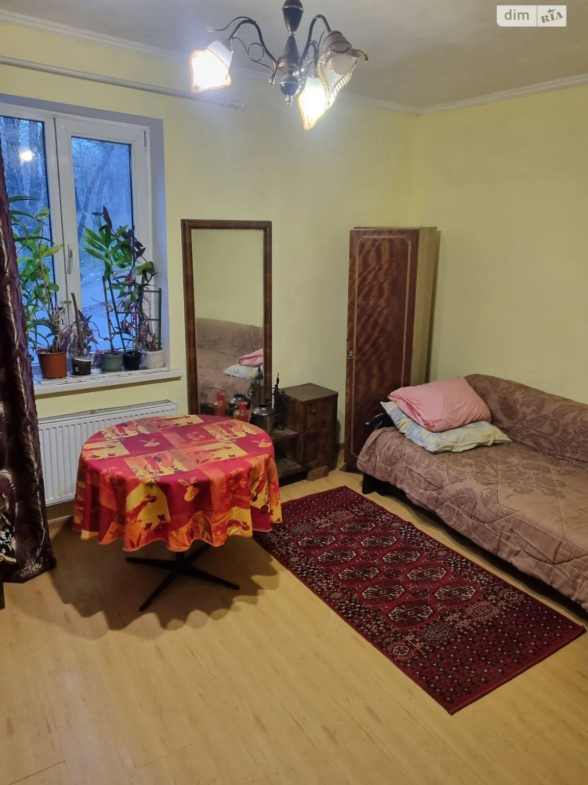 Сдается в аренду часть дома 42 кв. м с участком, цена: 250 $ - фото 1