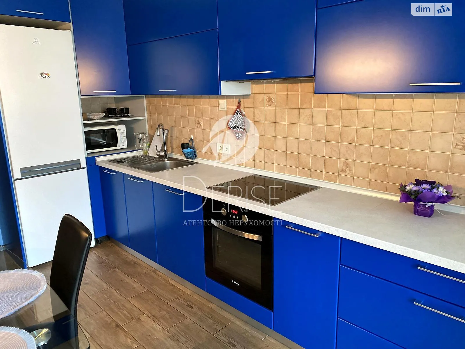 Продается 1-комнатная квартира 51 кв. м в Киеве, ул. Драгоманова, 2Б - фото 1