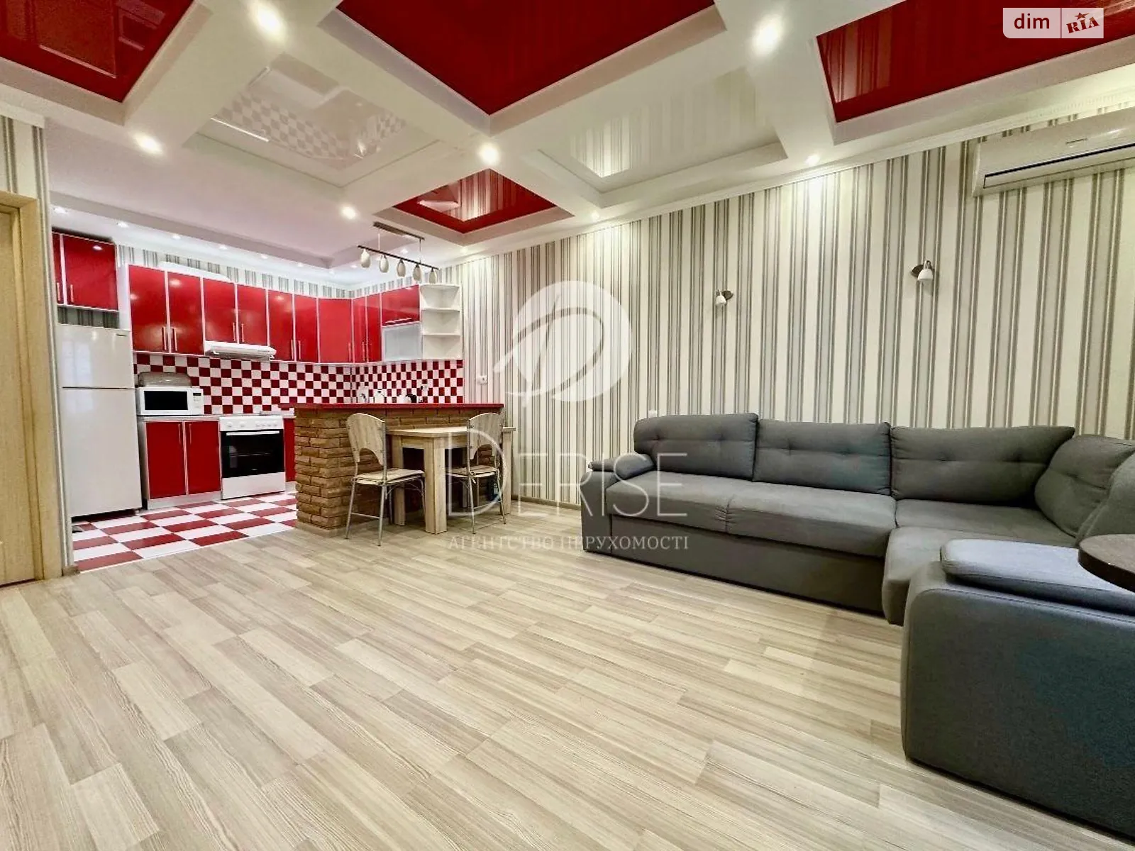 Продается 2-комнатная квартира 57.2 кв. м в Киеве, ул. Александра Мишуги, 12 - фото 1