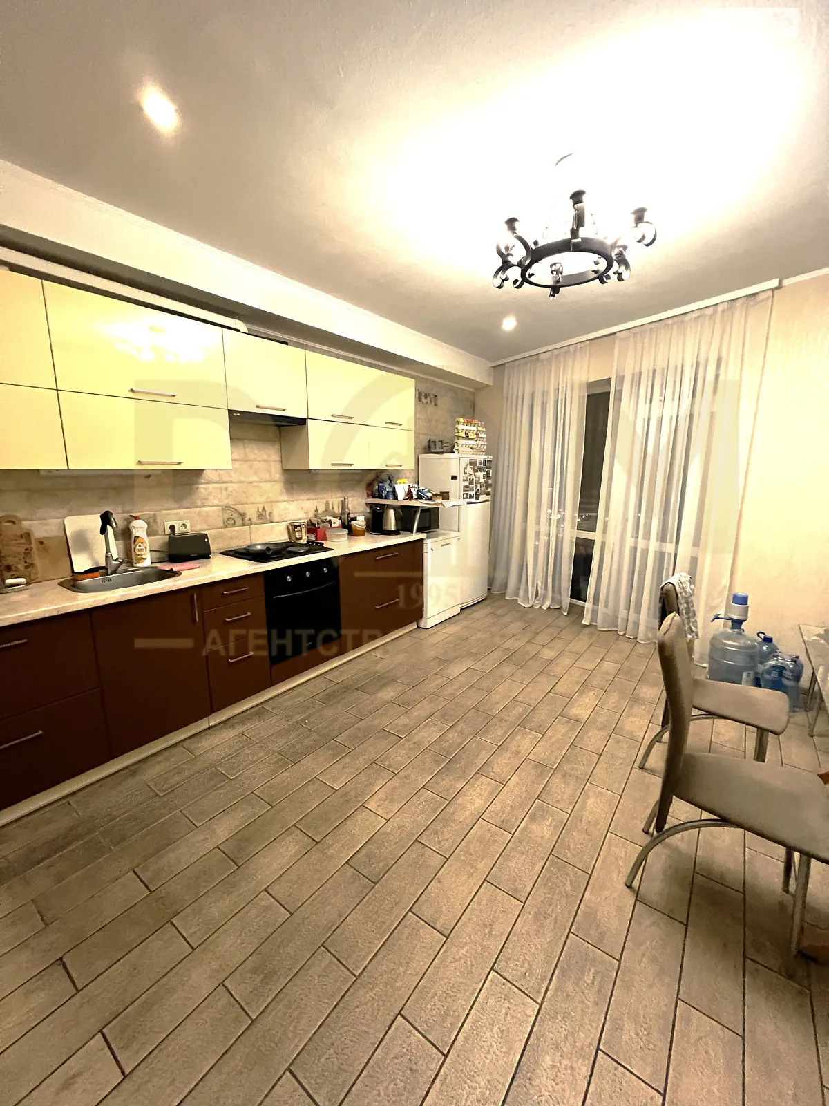 Продається 3-кімнатна квартира 168.9 кв. м у Дніпрі, вул. Європейська, 9А - фото 1