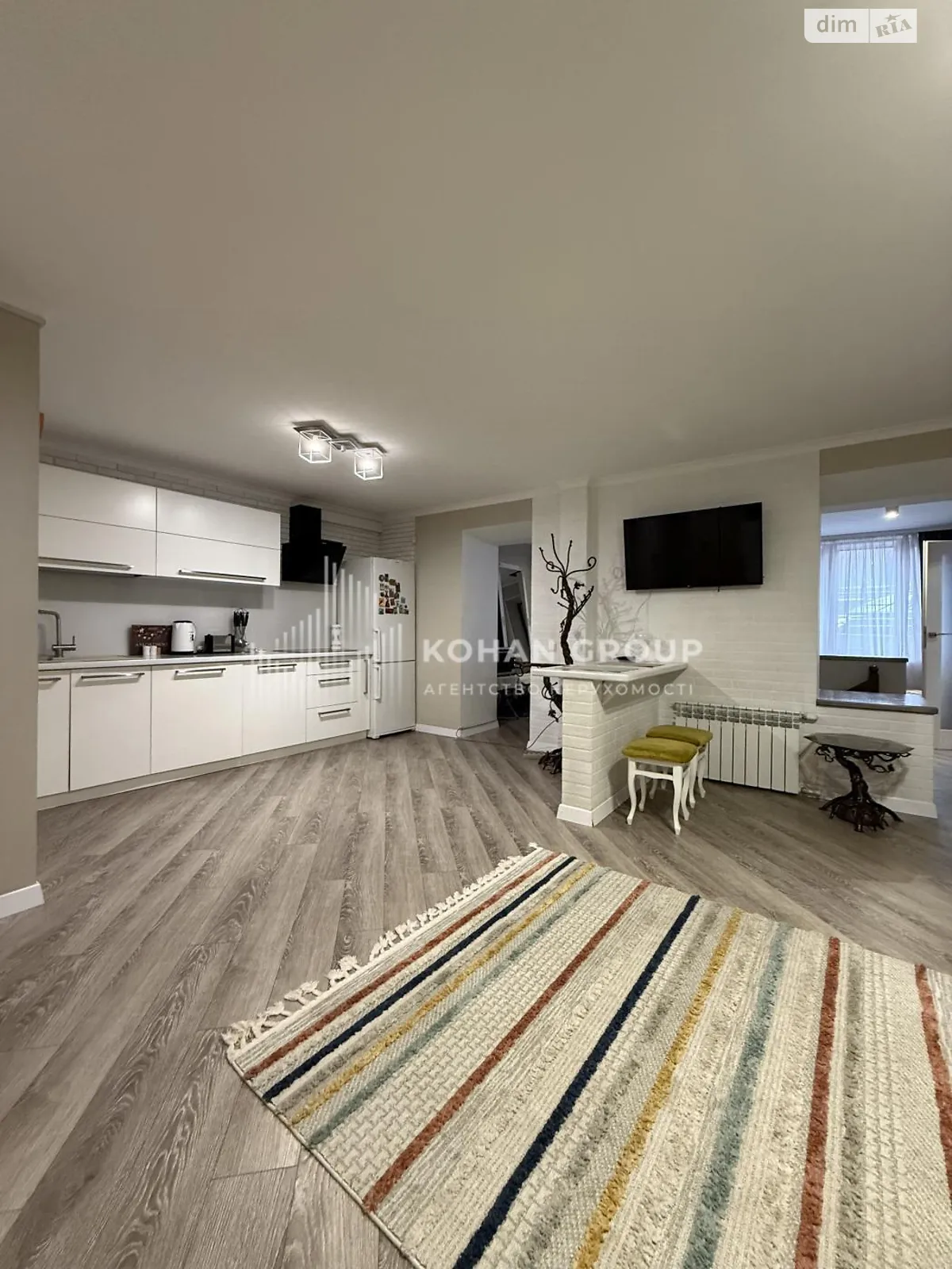 Продается 1-комнатная квартира 92.7 кв. м в Хмельницком, ул. Тернопольская, 36 - фото 1