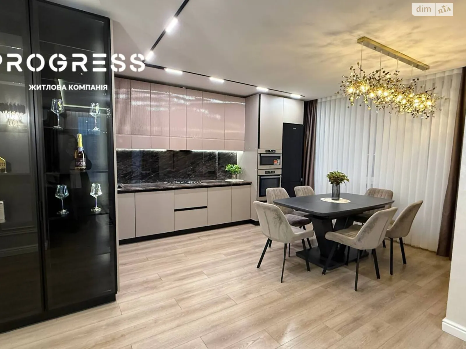 Продается 3-комнатная квартира 85 кв. м в Угорниках, ул. Героев Николаева(Сеченова) - фото 1