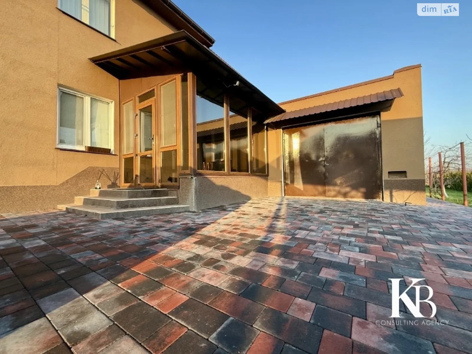 Продается дом на 2 этажа 151.1 кв. м с террасой, цена: 120000 $ - фото 1