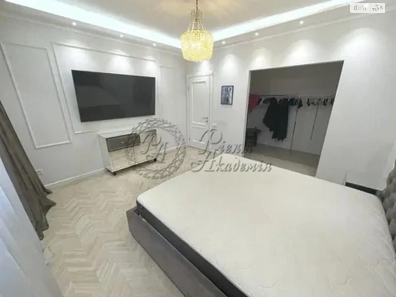 Продается 1-комнатная квартира 48.3 кв. м в Киеве, цена: 100000 € - фото 1