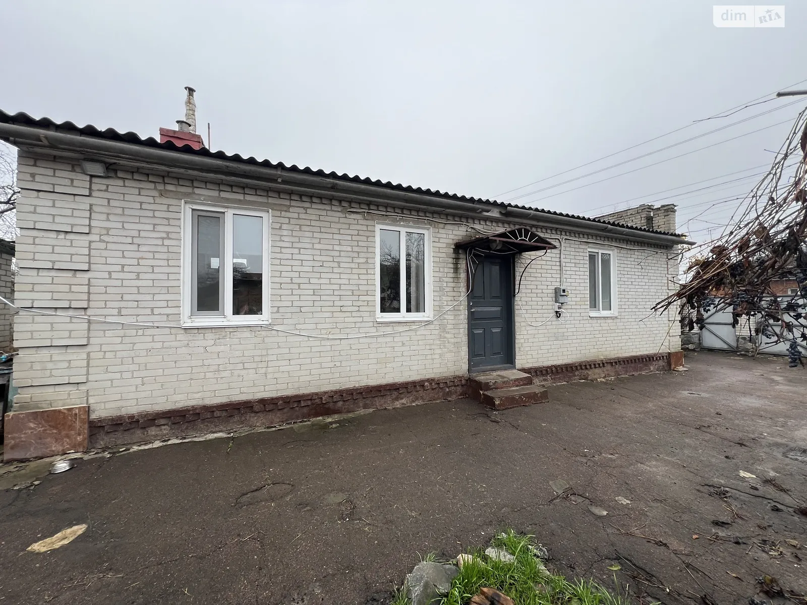 Продается одноэтажный дом 60 кв. м с верандой, цена: 48000 $ - фото 1