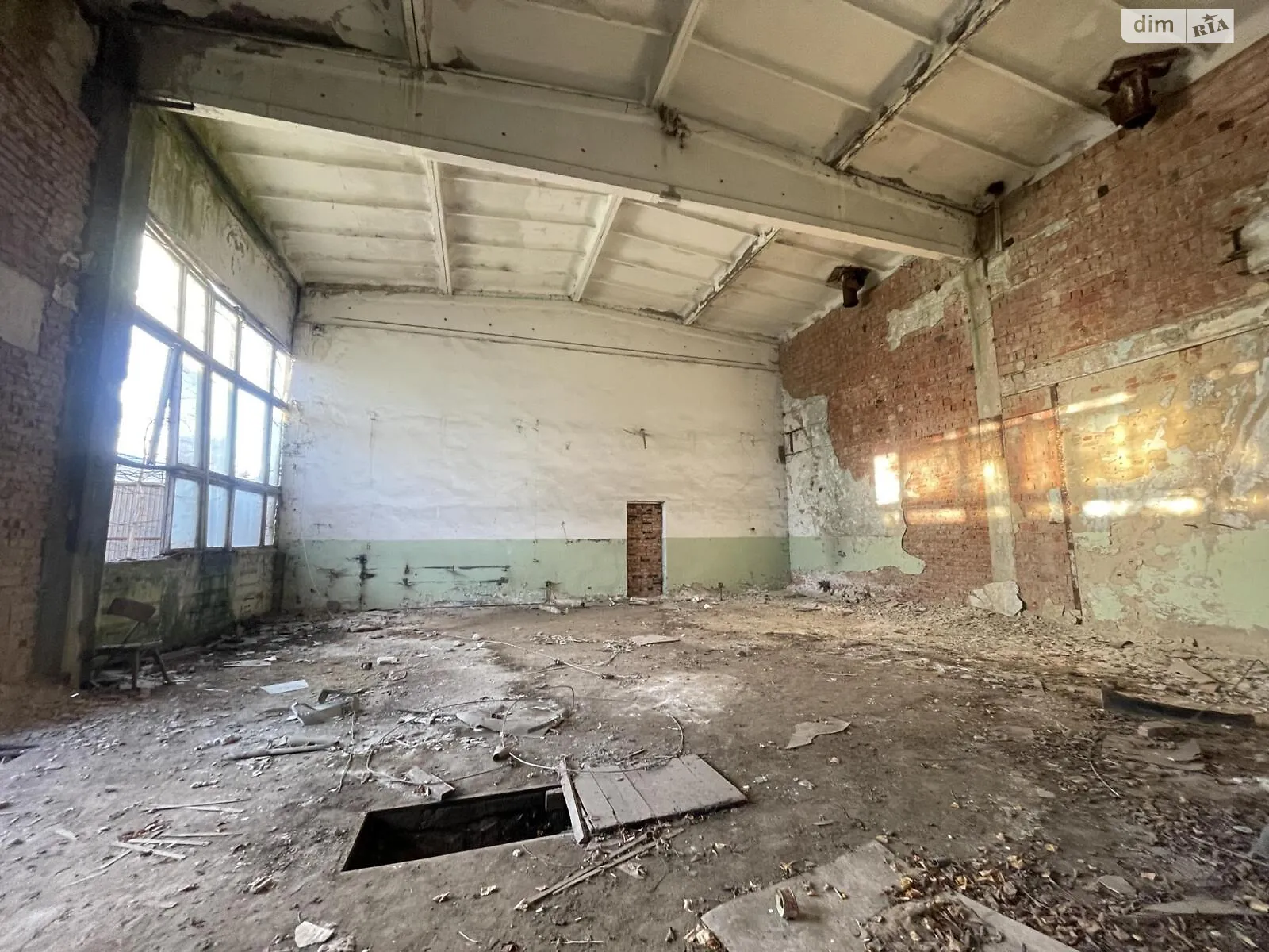 Сдается в аренду помещения свободного назначения 350 кв. м в 1-этажном здании, цена: 28000 грн - фото 1
