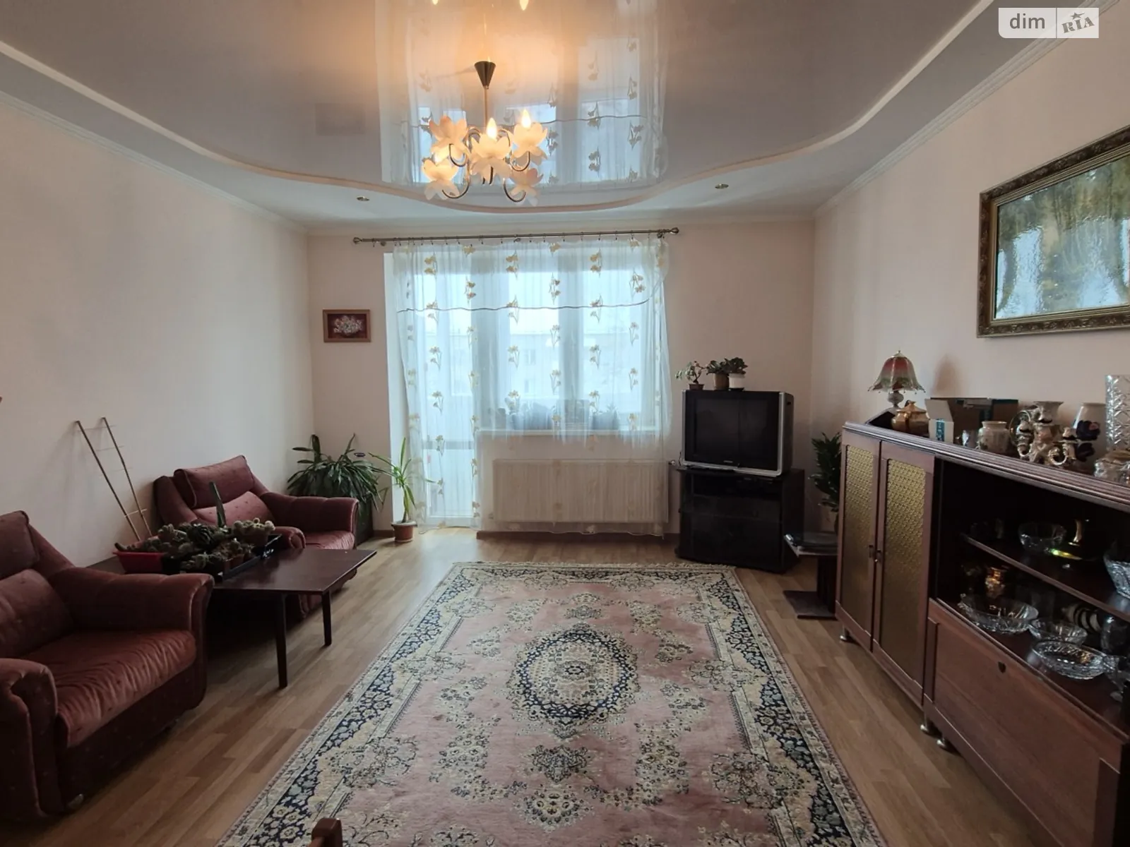 Сдается в аренду 1-комнатная квартира 50 кв. м в Львове, ул. Владимира Великого, 22А - фото 1