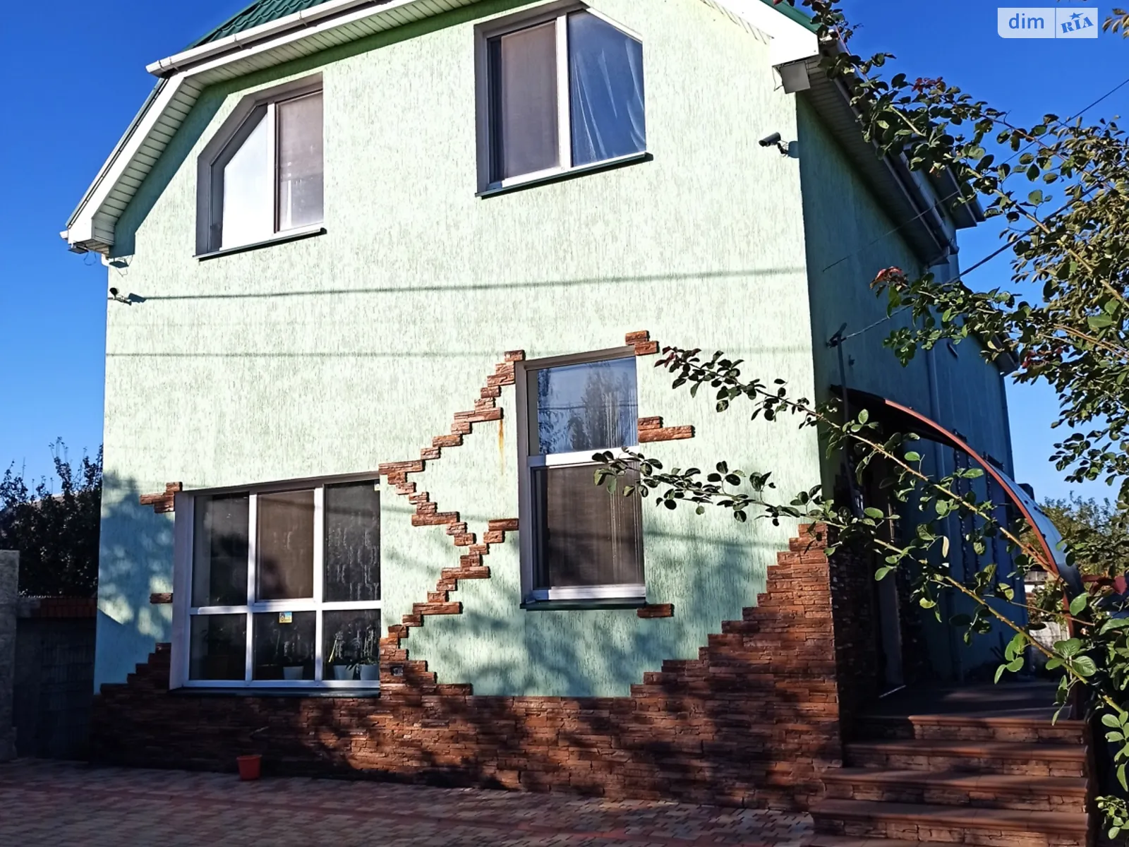 Продается дом на 2 этажа 174.1 кв. м с баней/сауной, цена: 159000 $ - фото 1