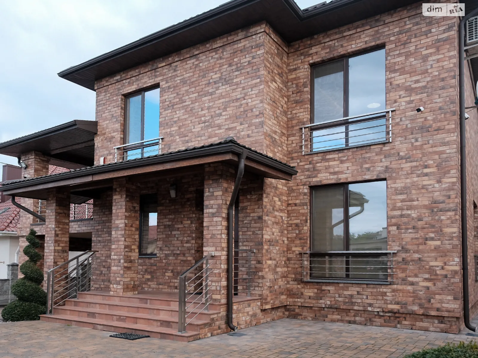 Продается дом на 2 этажа 214.2 кв. м с террасой, цена: 450000 $ - фото 1